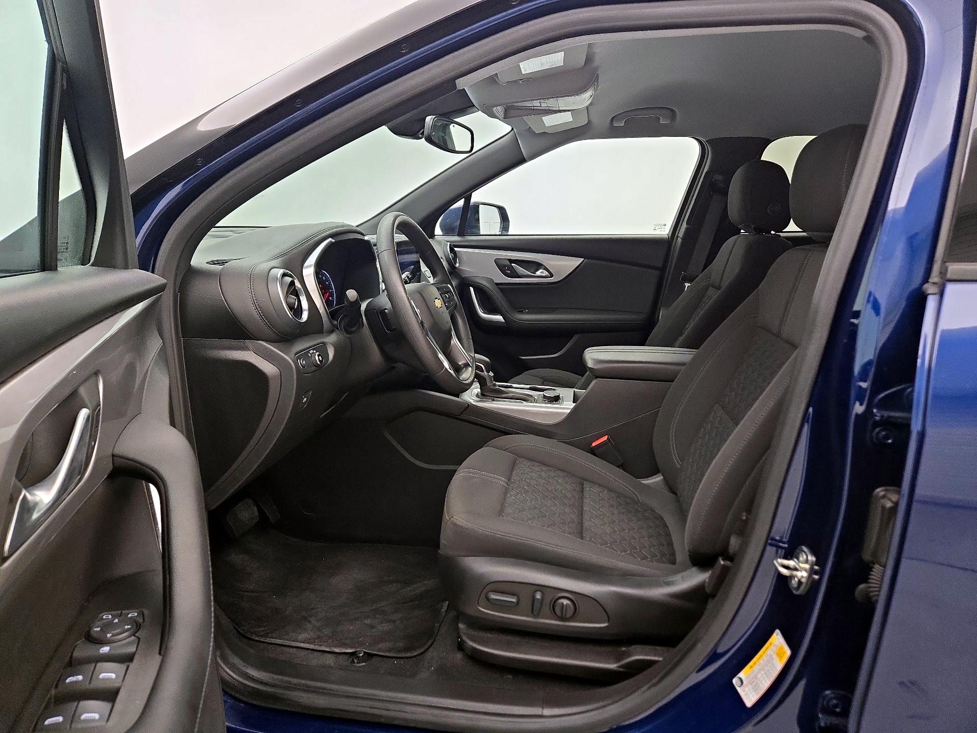 Thumbnail: 2022 Chevrolet Blazer - 11