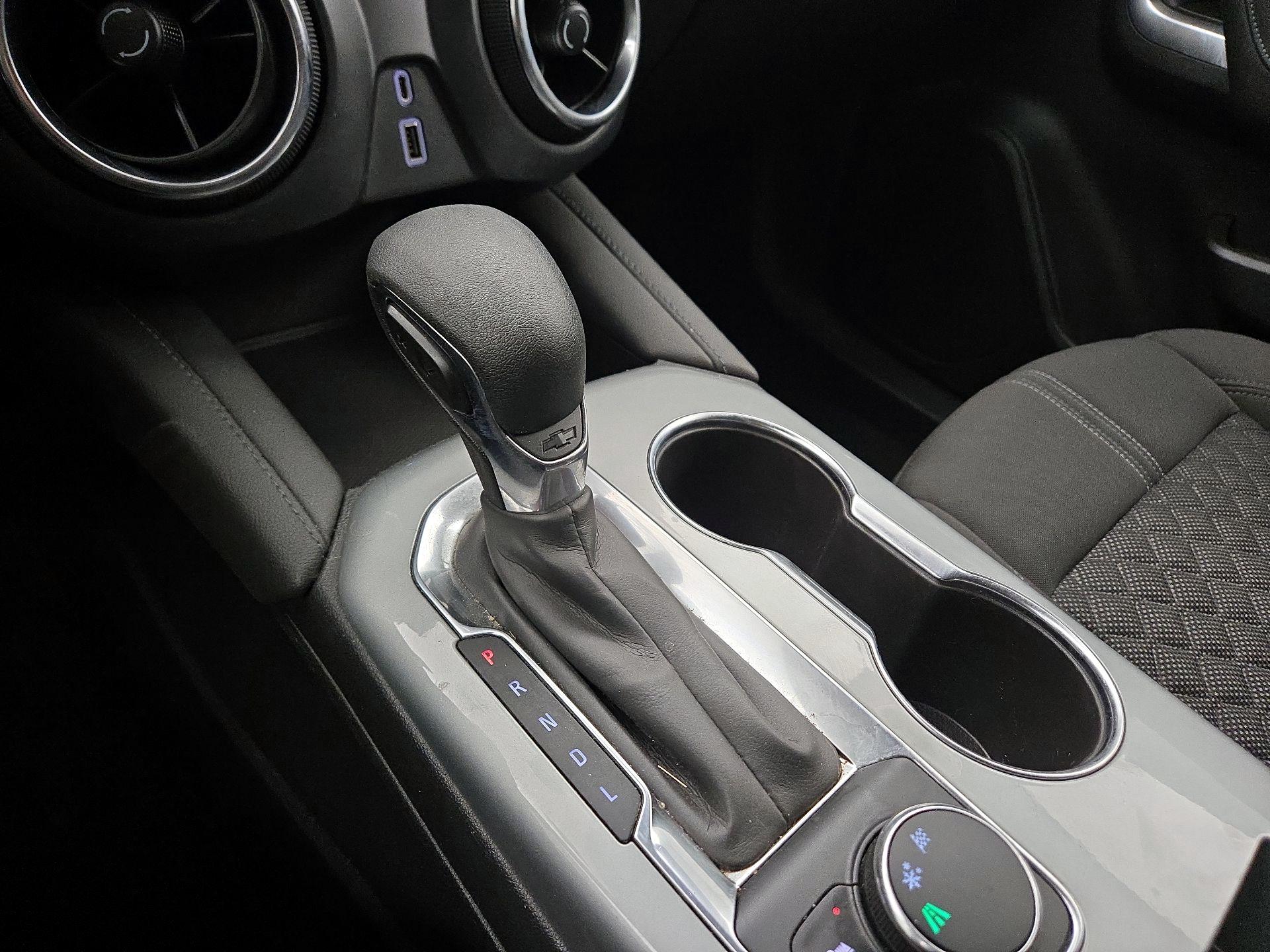 Thumbnail: 2022 Chevrolet Blazer - 17