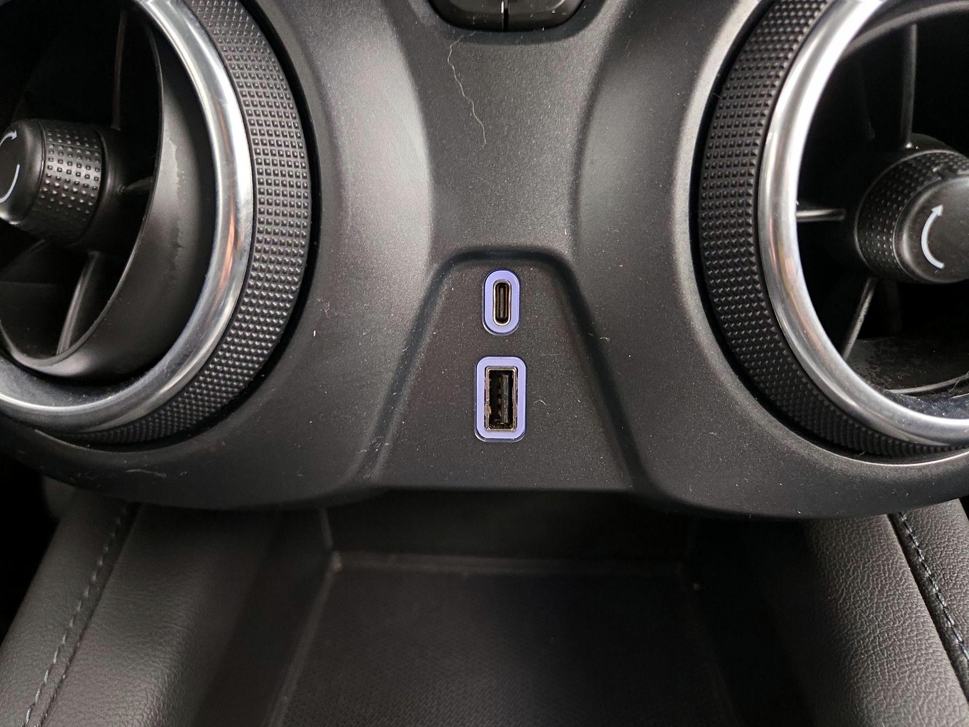 Thumbnail: 2022 Chevrolet Blazer - 18