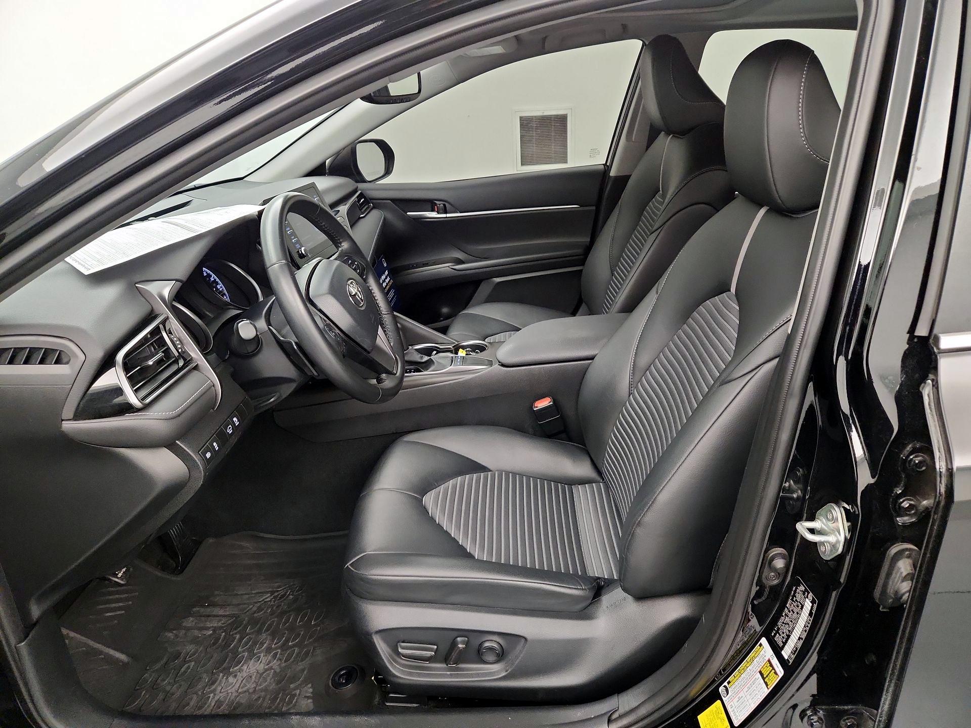 Thumbnail: 2023 Toyota Camry - 11