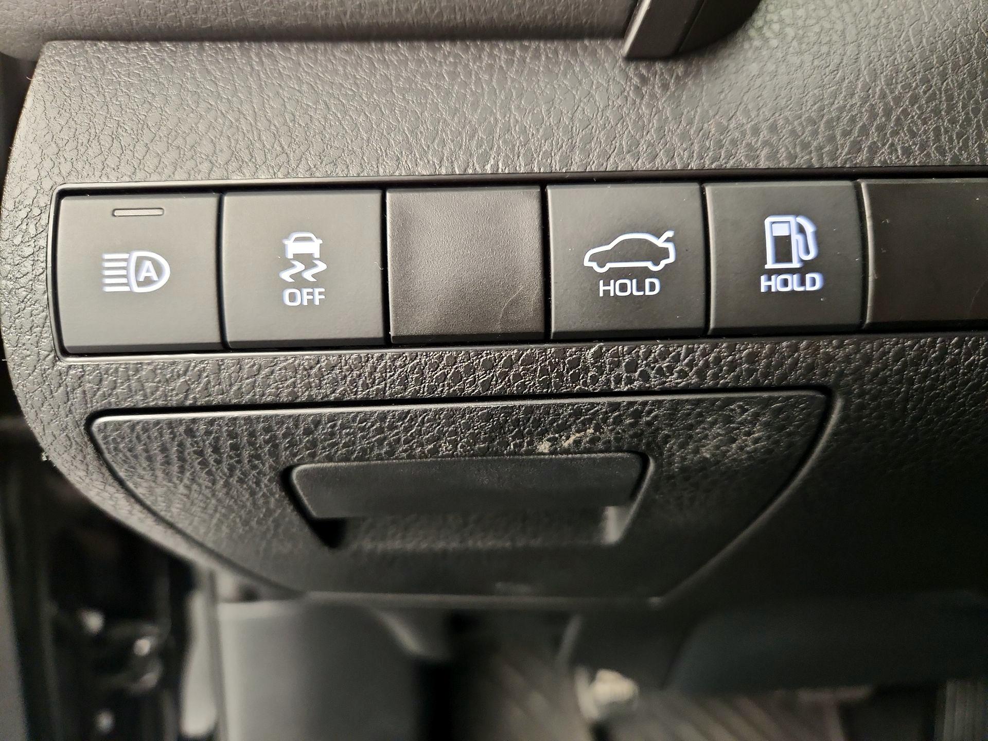 Thumbnail: 2023 Toyota Camry - 13