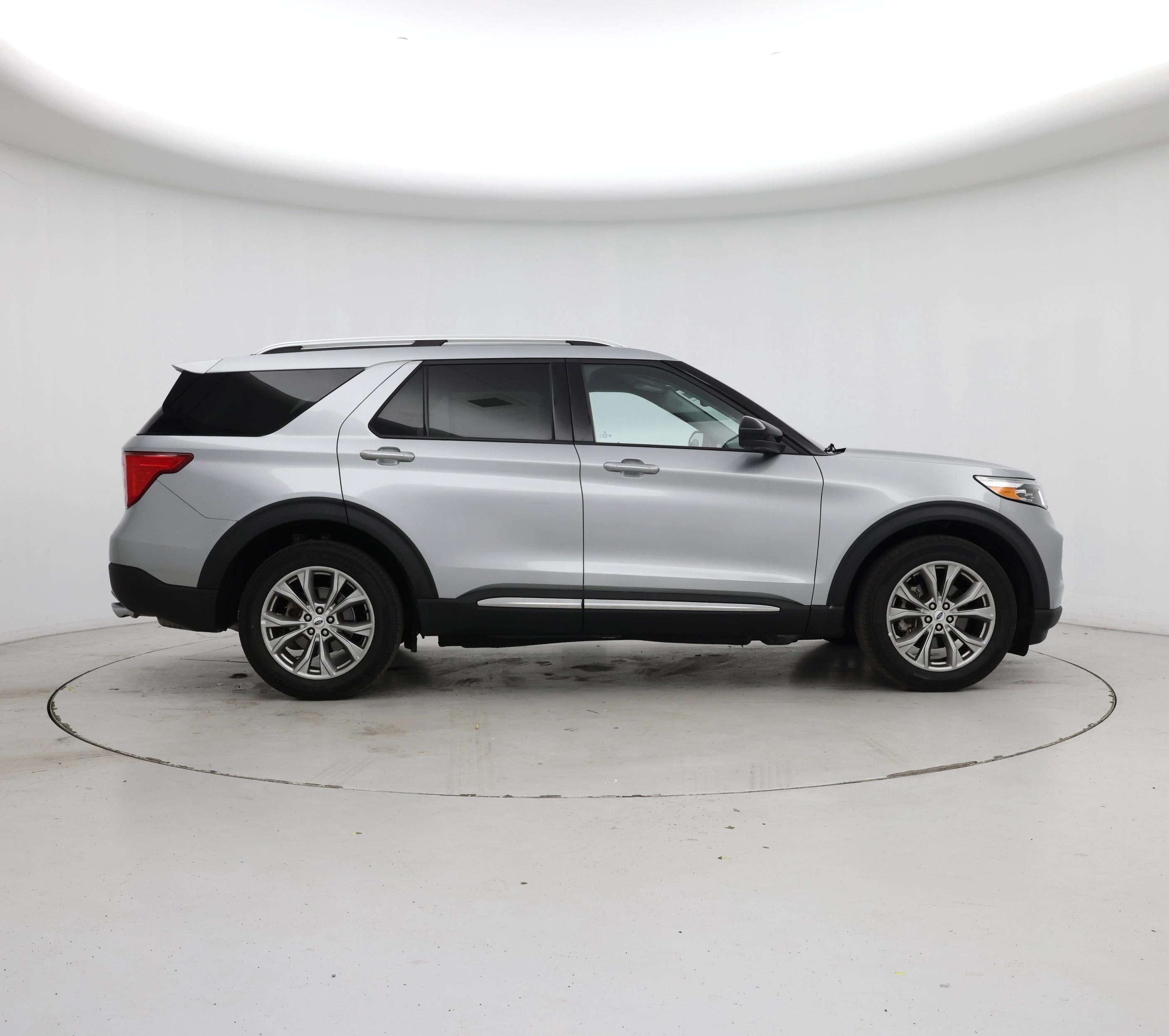 Thumbnail: 2023 Ford Explorer - 7