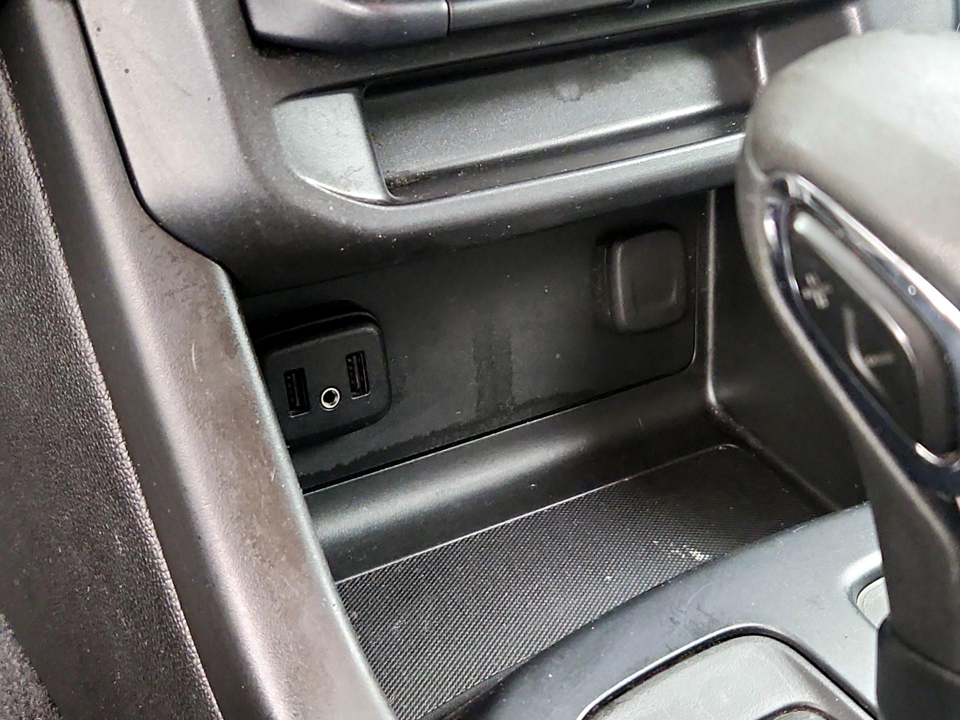 Thumbnail: 2022 Chevrolet Colorado - 18