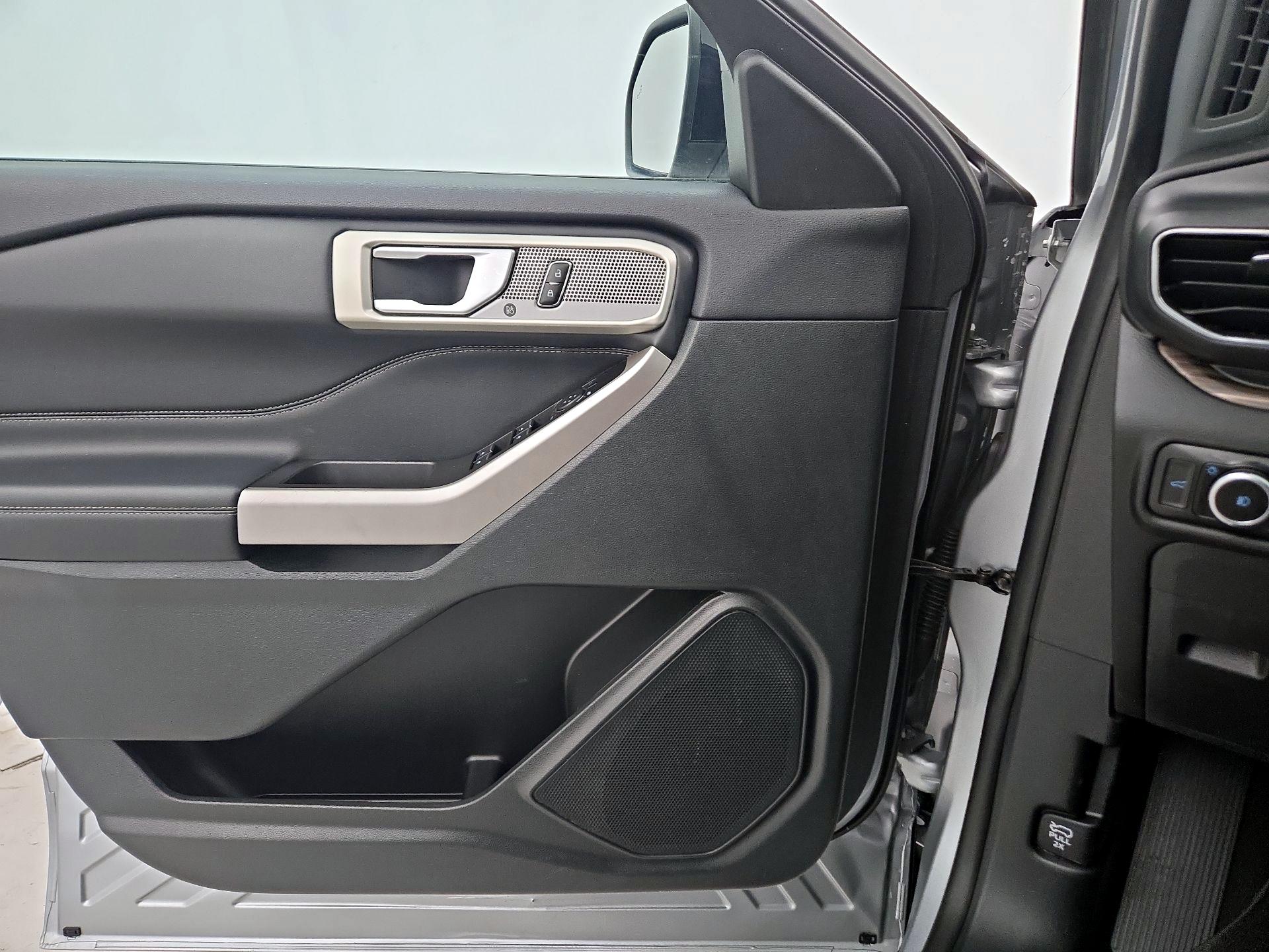 Thumbnail: 2023 Ford Explorer - 12