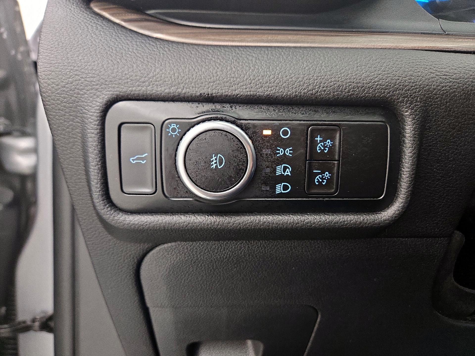 Thumbnail: 2023 Ford Explorer - 13