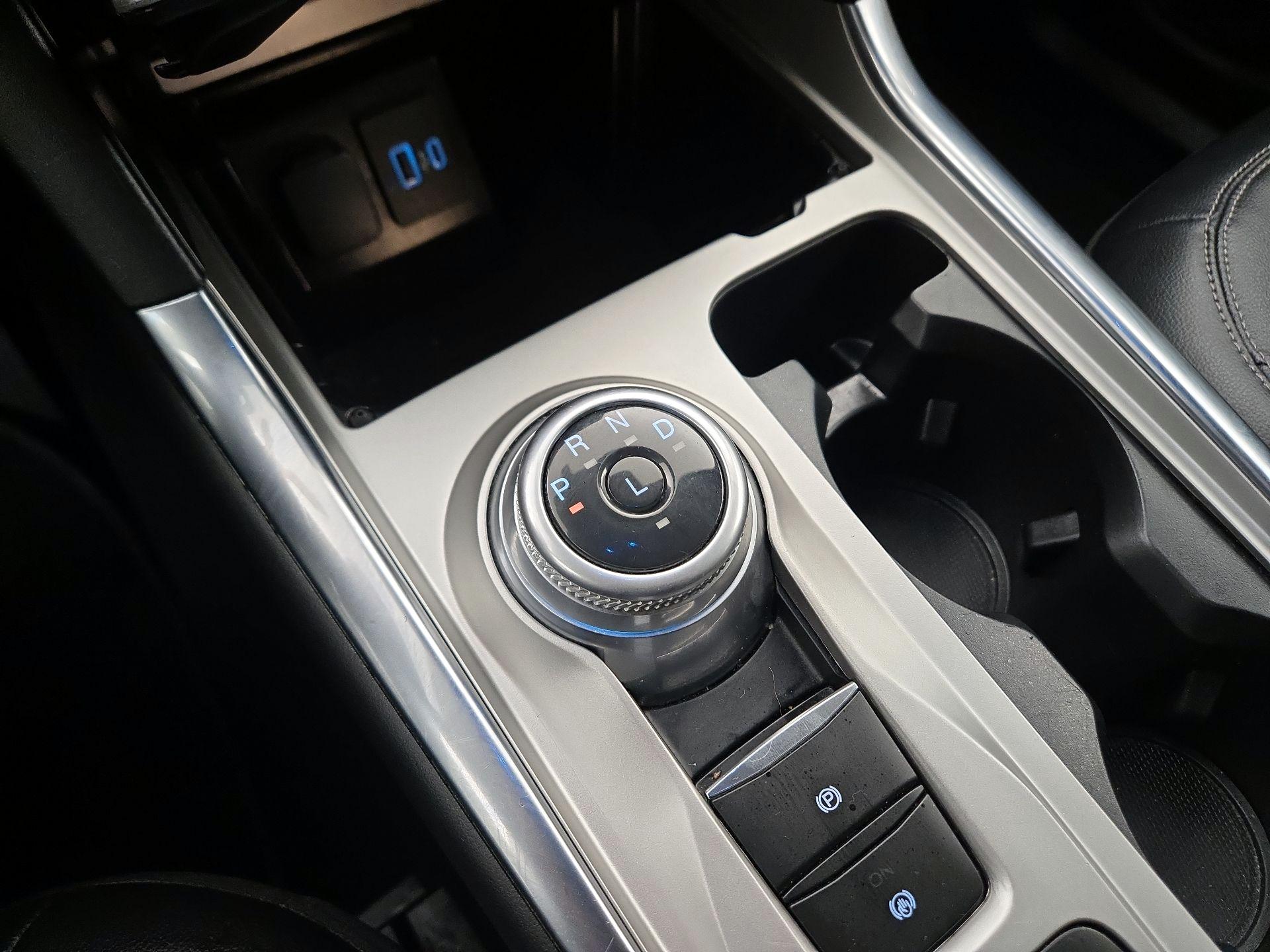 Thumbnail: 2023 Ford Explorer - 18