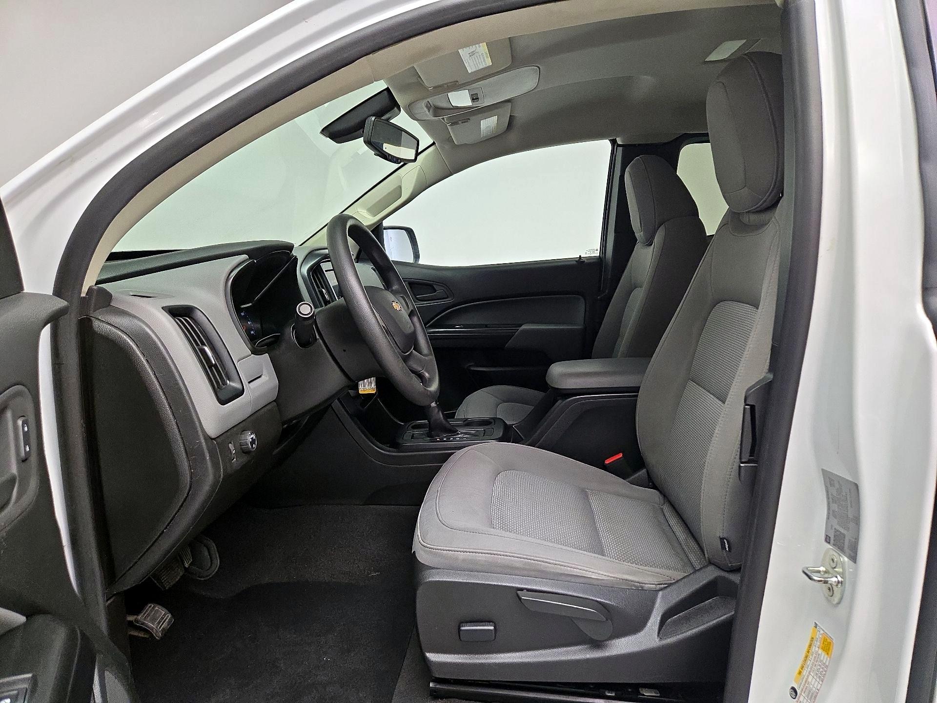 Thumbnail: 2022 Chevrolet Colorado - 11