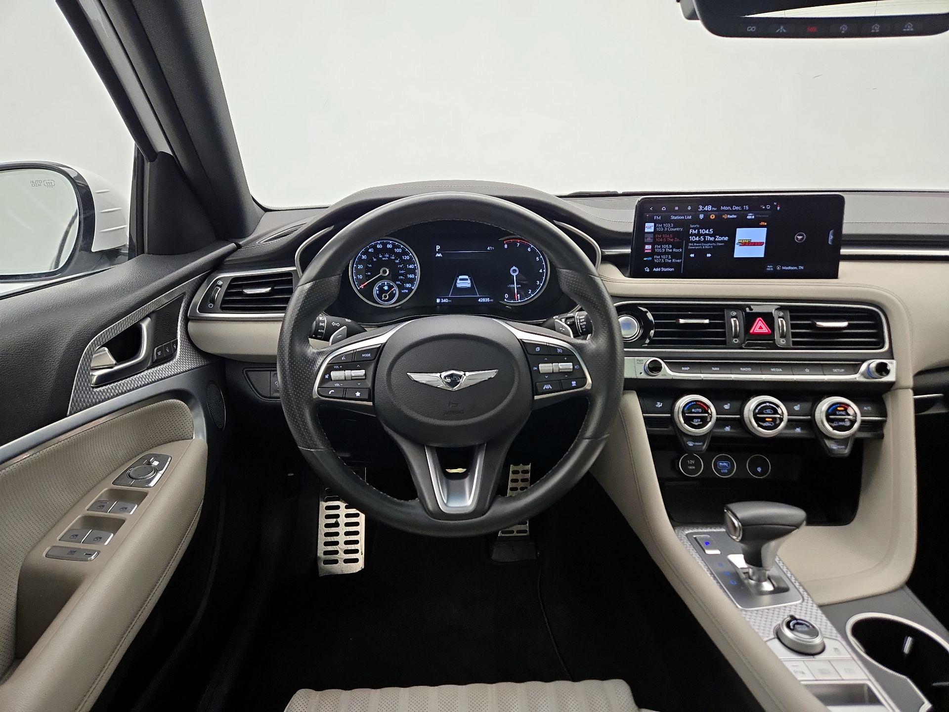 Thumbnail: 2023 Genesis G70 - 10