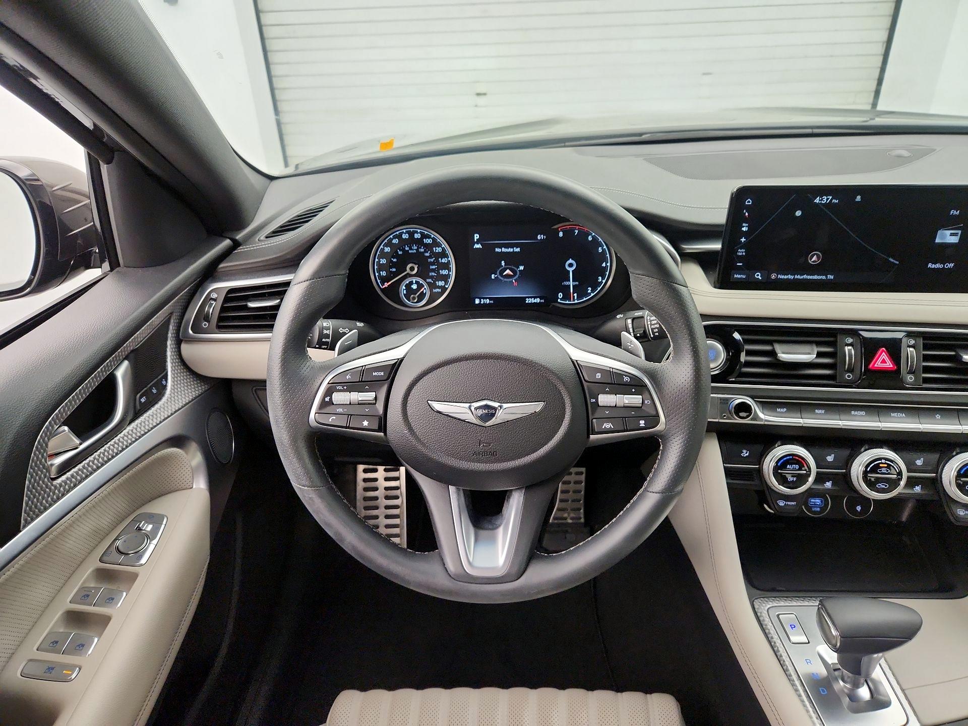 Thumbnail: 2023 Genesis G70 - 10