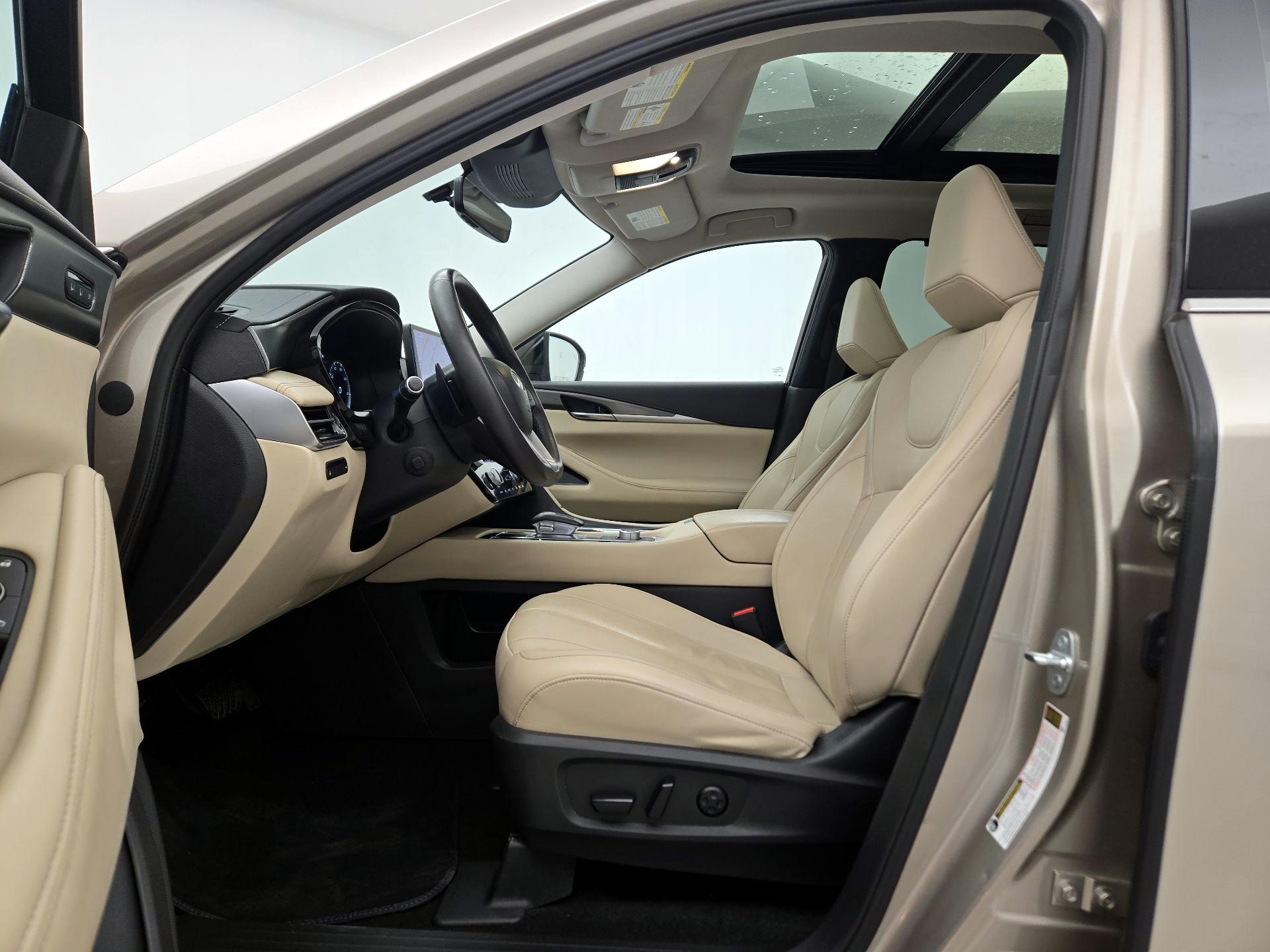 Thumbnail: 2023 INFINITI QX60 - 11