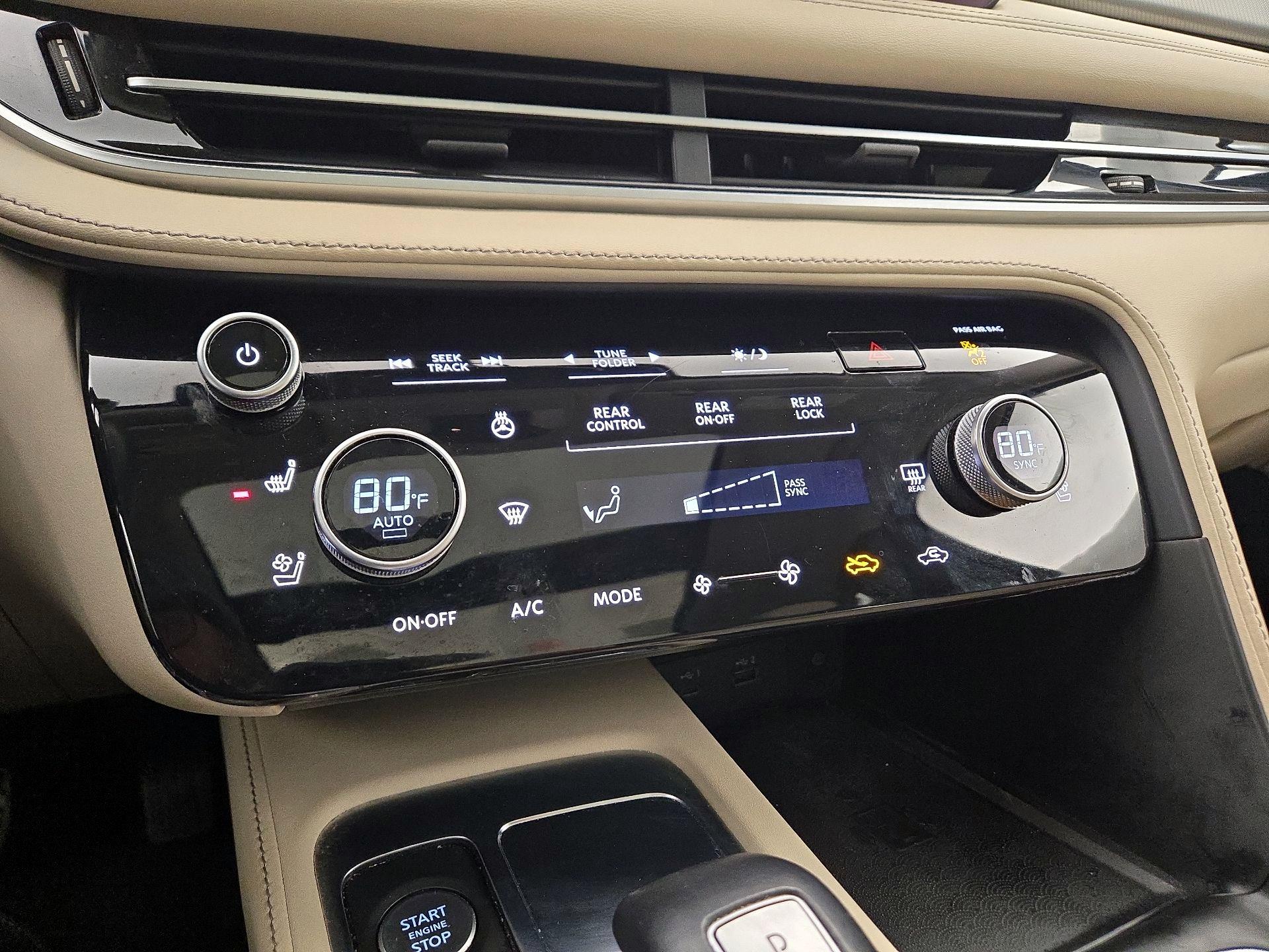 Thumbnail: 2023 INFINITI QX60 - 17