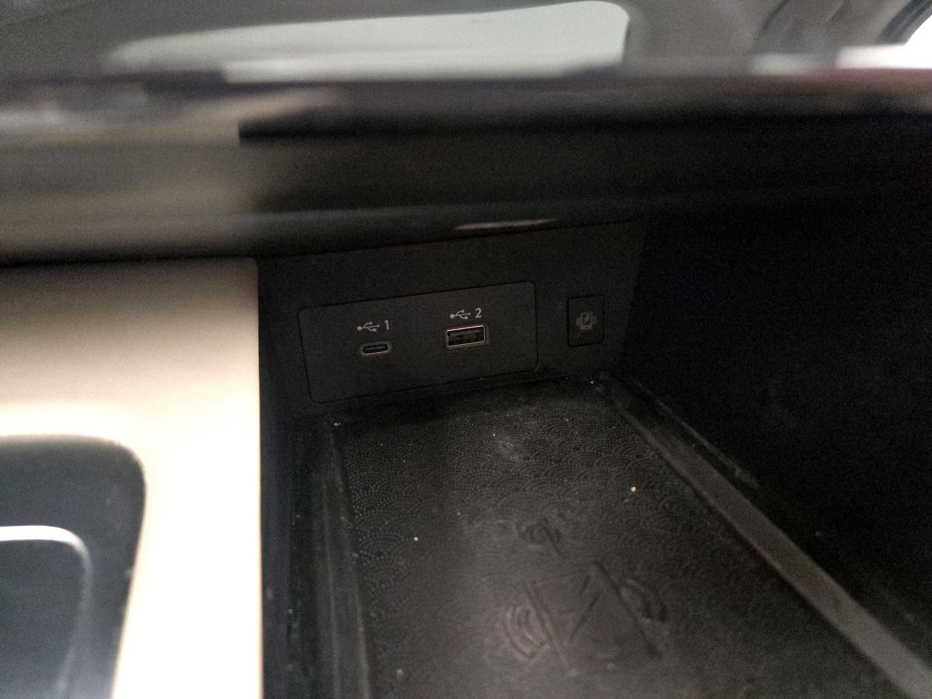 Thumbnail: 2023 INFINITI QX60 - 19