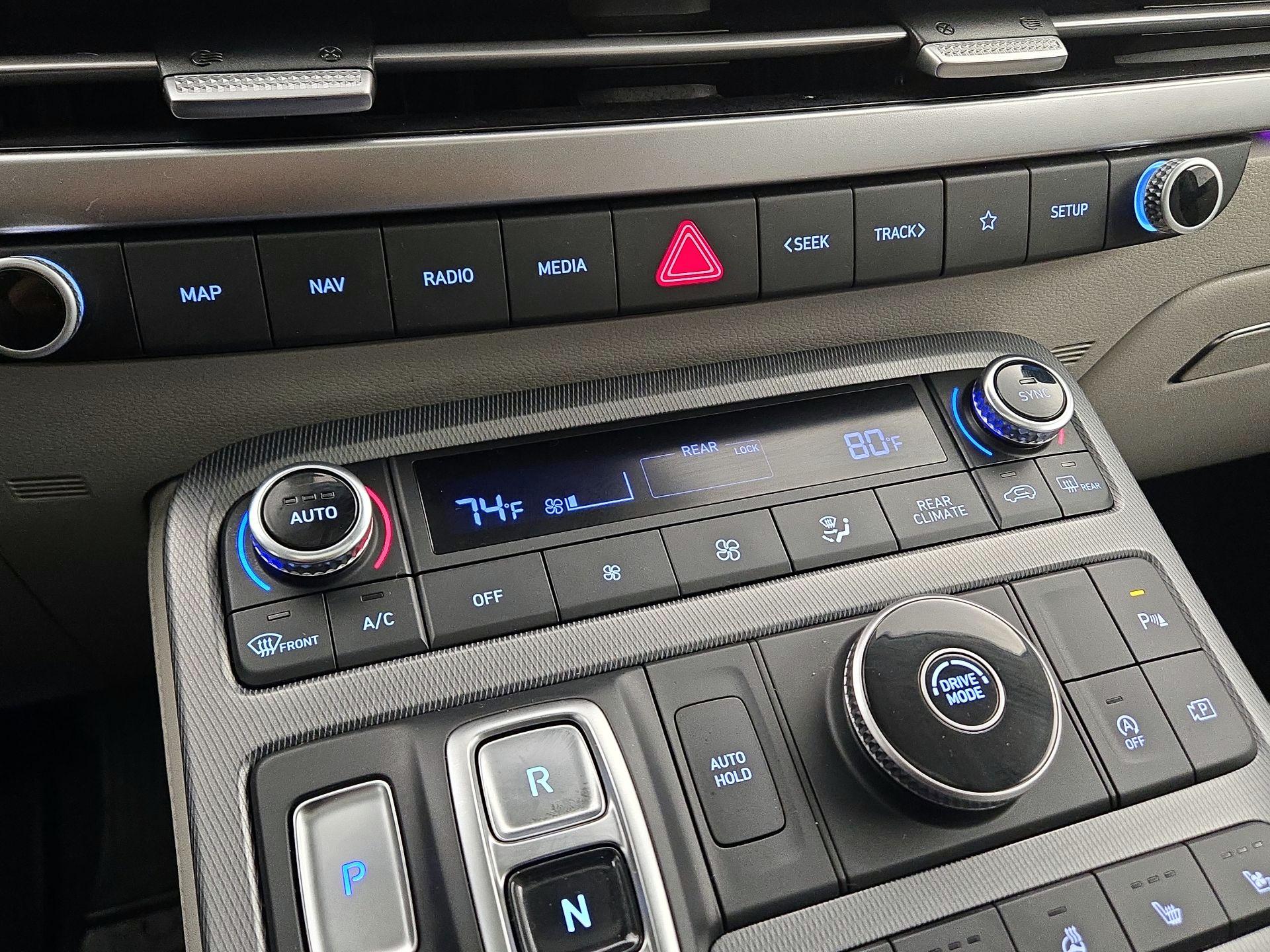 Thumbnail: 2024 Hyundai Palisade - 16