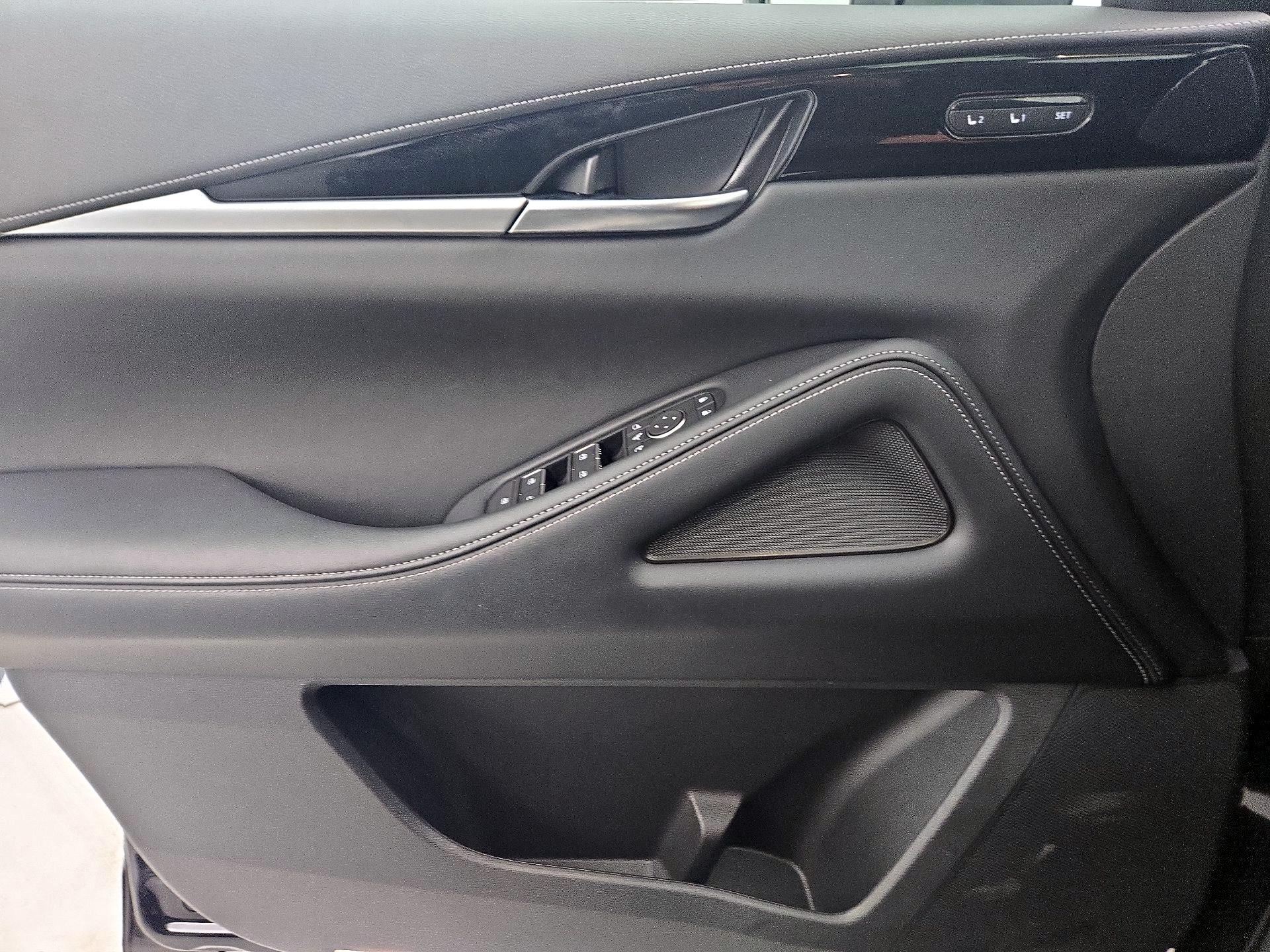 Thumbnail: 2025 INFINITI QX60 - 12