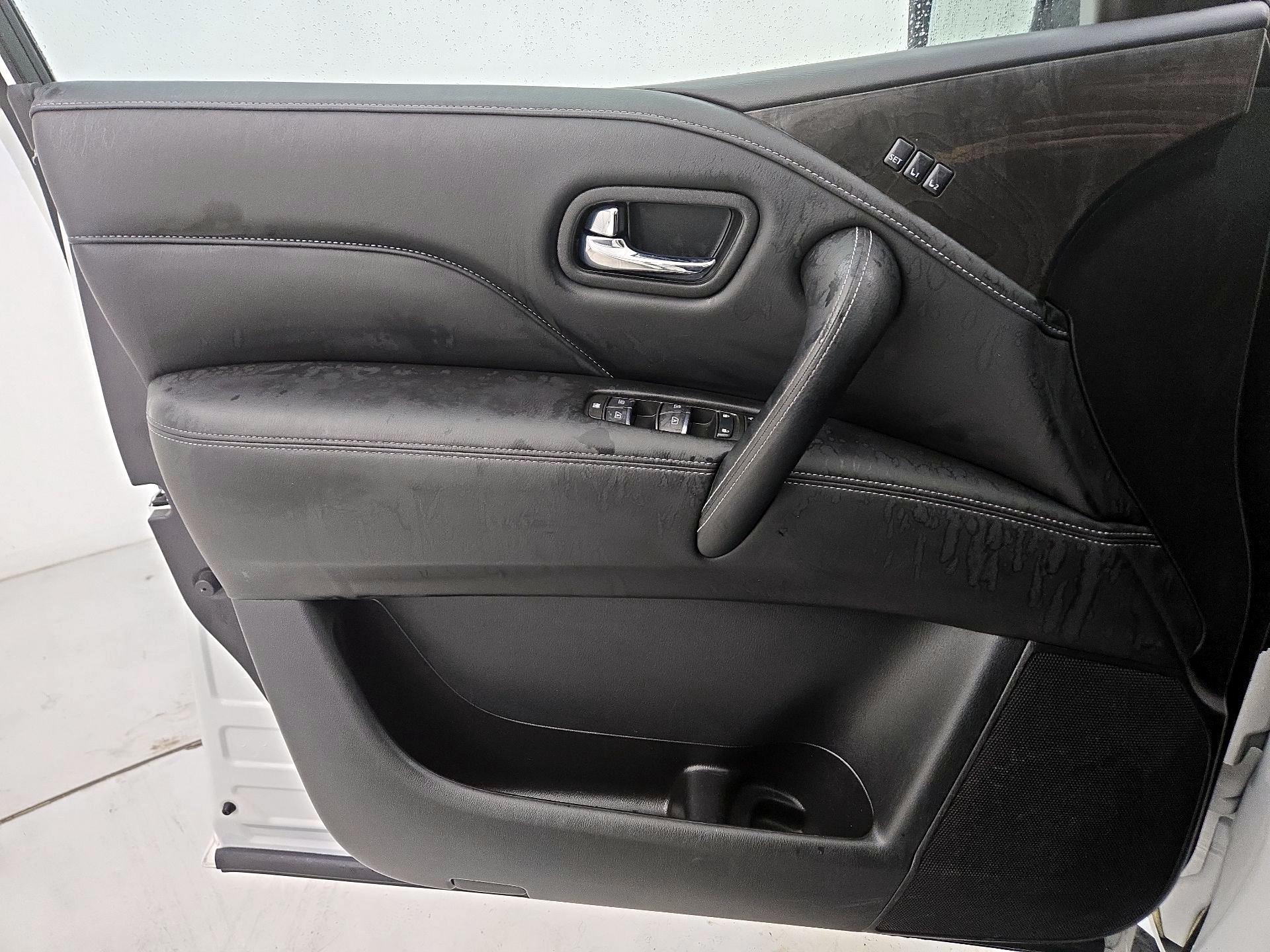 Thumbnail: 2024 INFINITI QX80 - 12