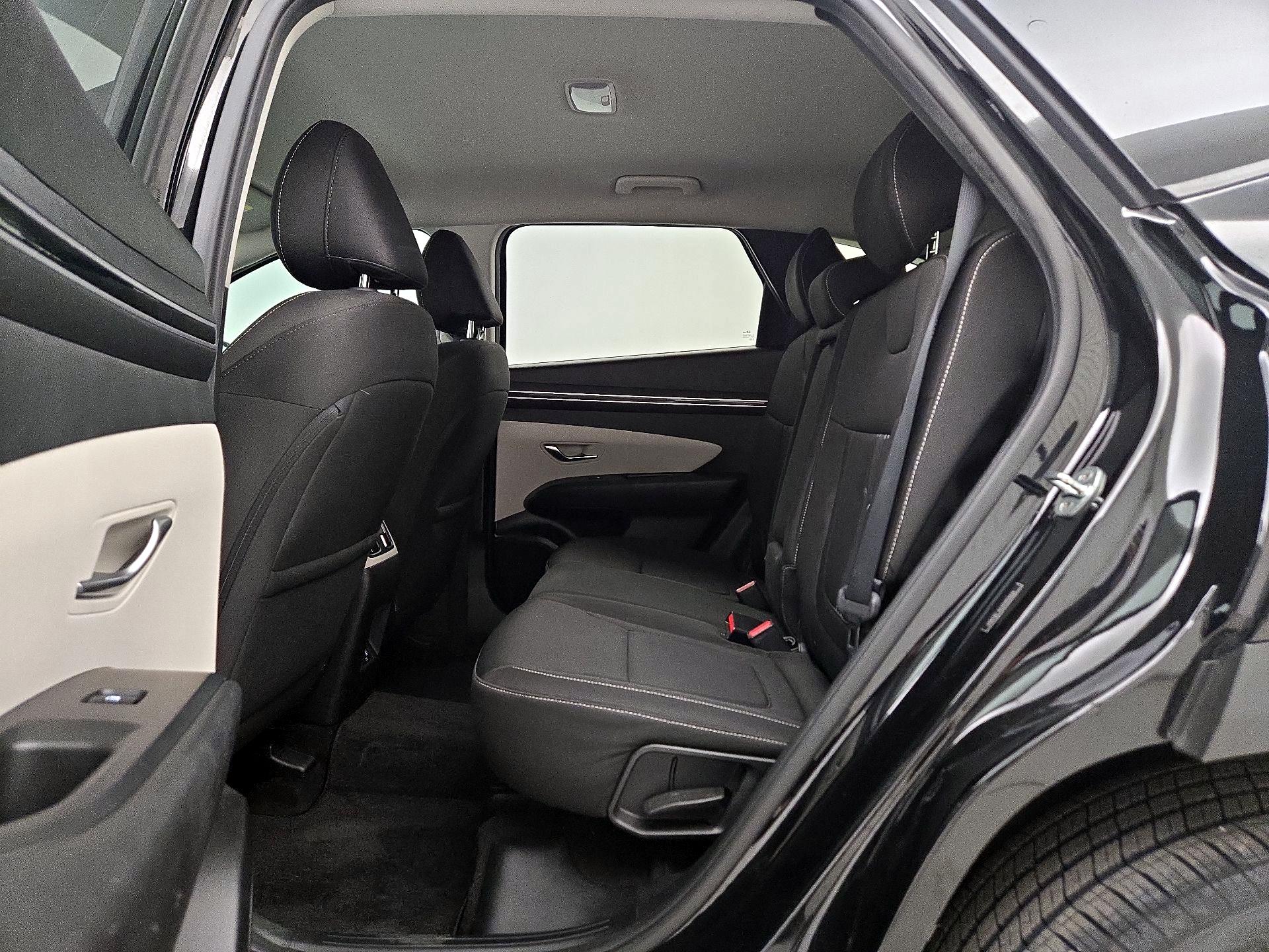 Thumbnail: 2023 Hyundai Tucson - 19