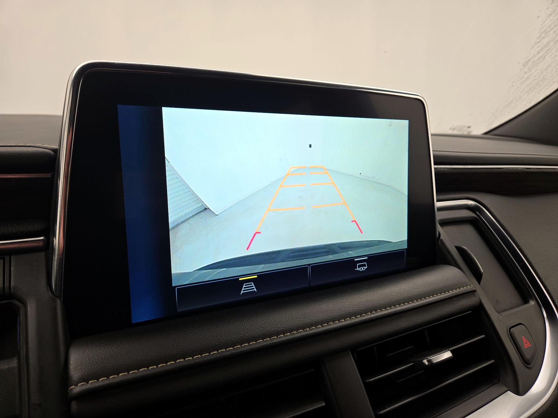 Thumbnail: 2023 Chevrolet Suburban - 14