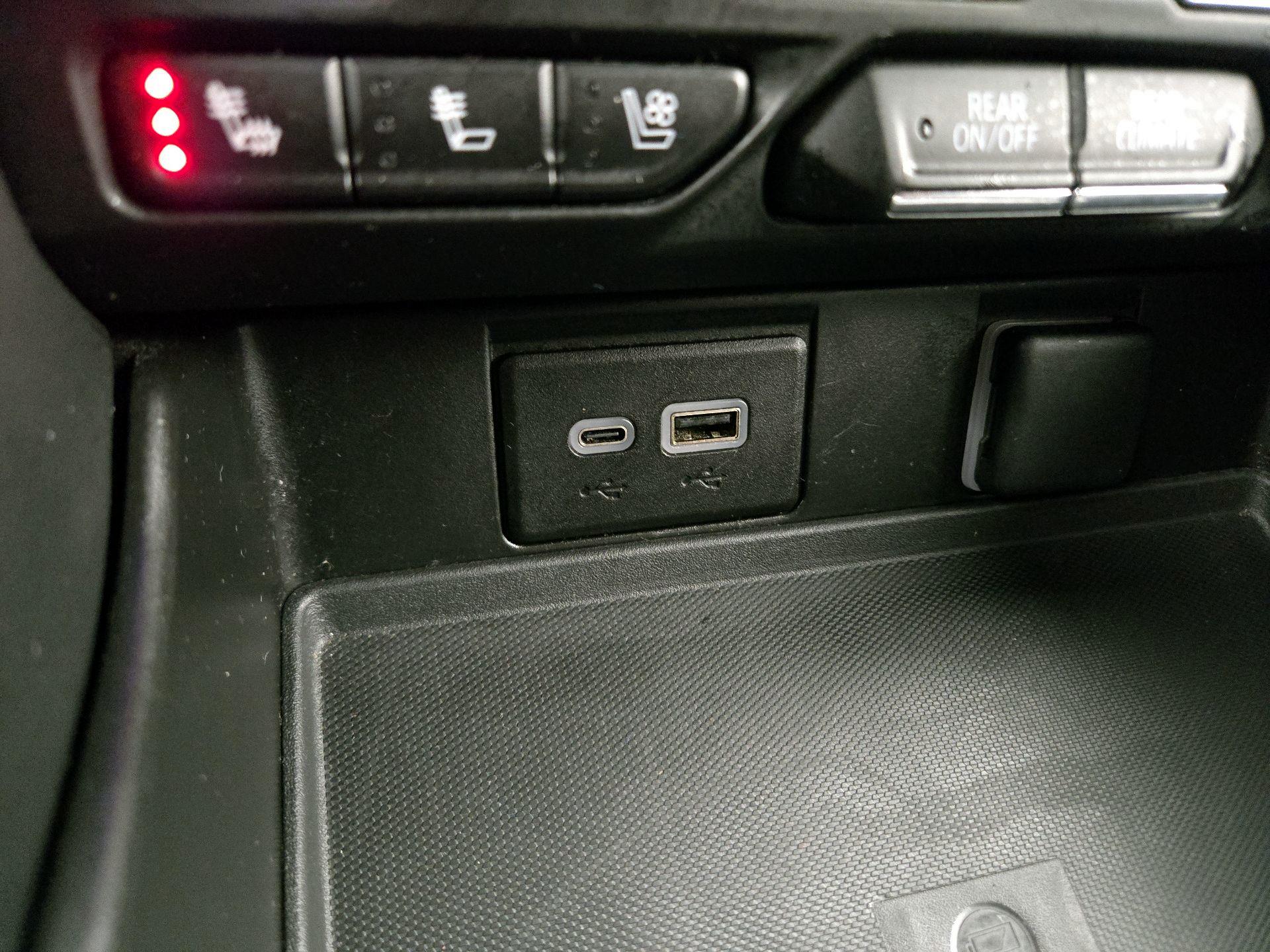 Thumbnail: 2023 Chevrolet Suburban - 18