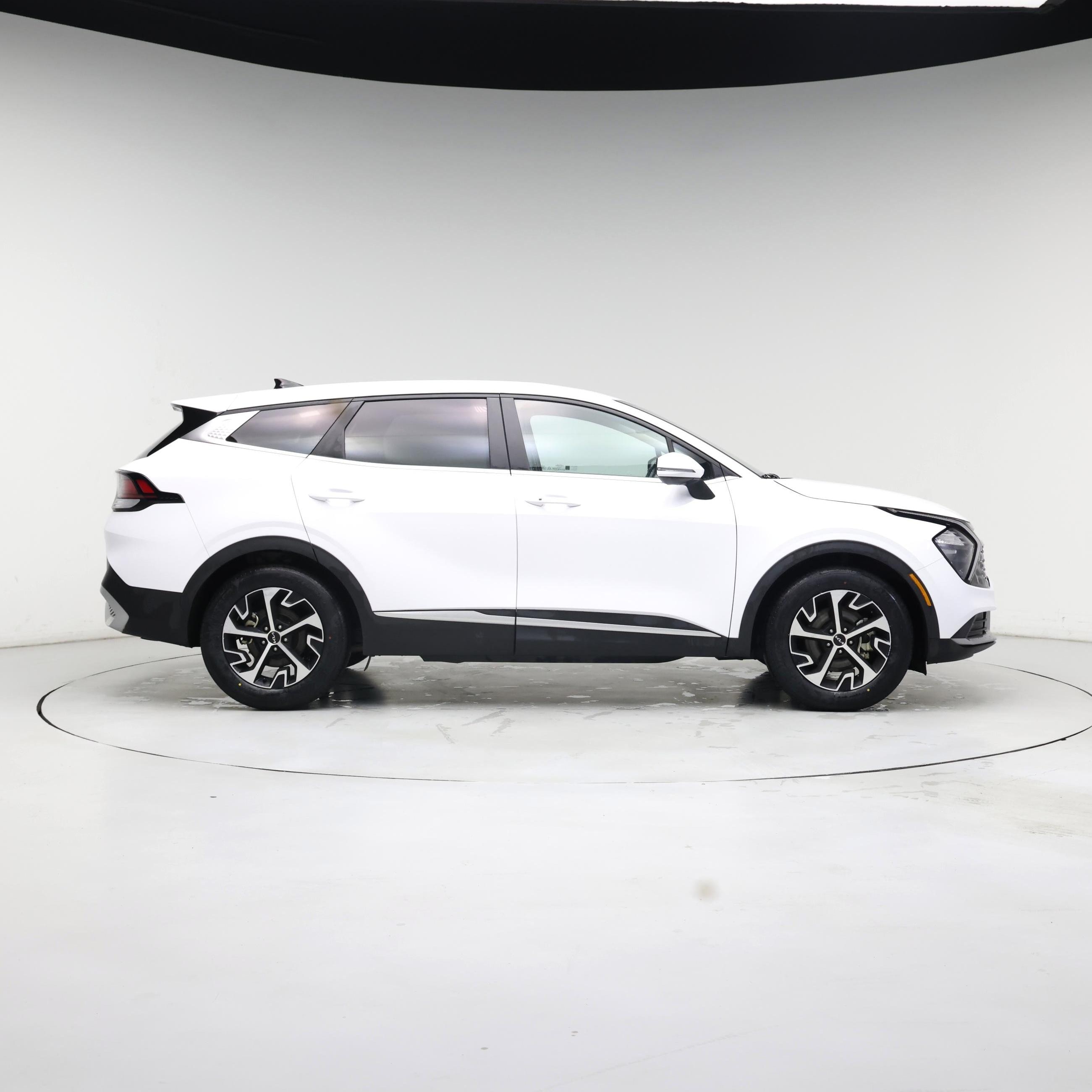 Thumbnail: 2023 Kia Sportage - 7