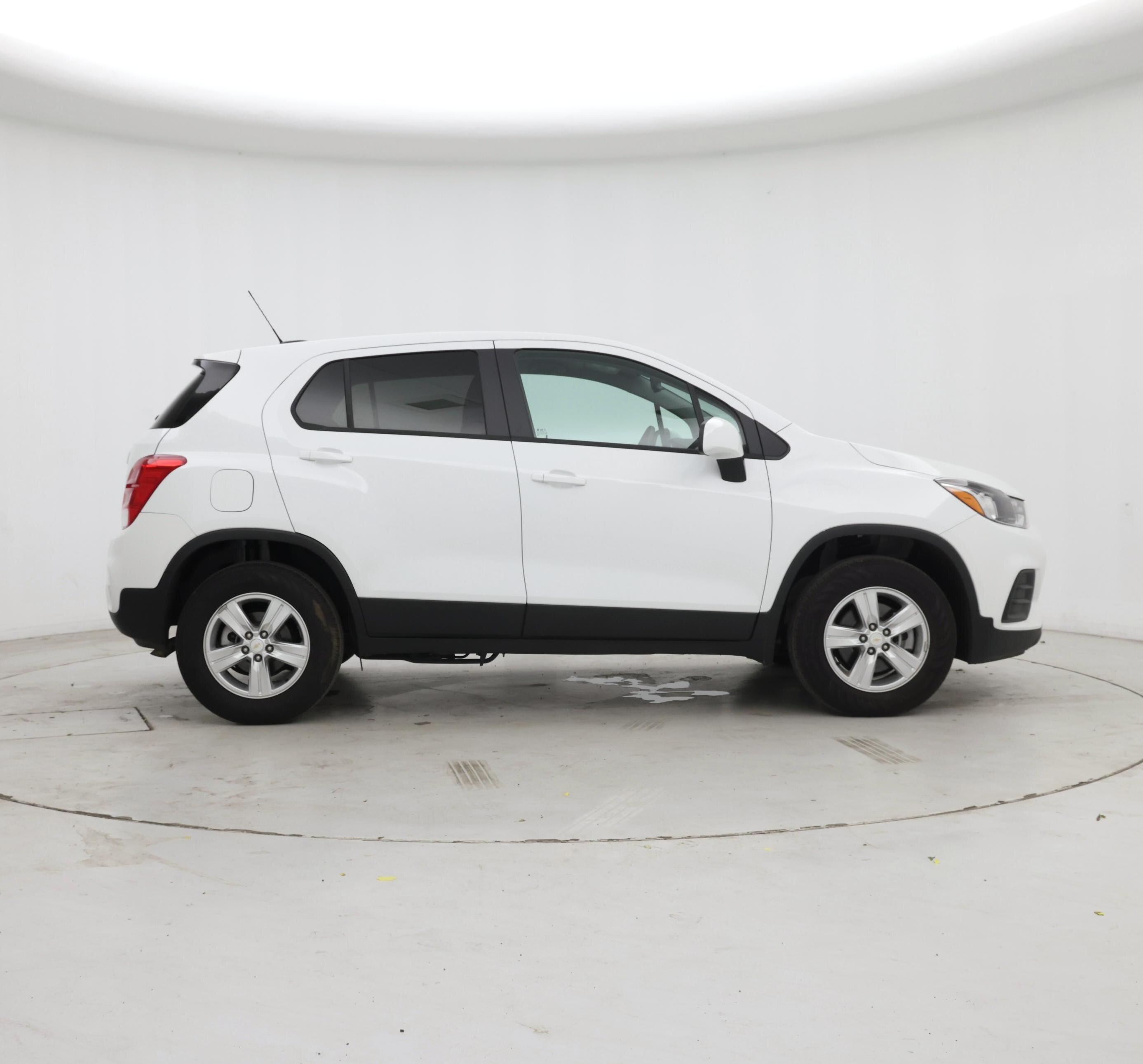 Thumbnail: 2022 Chevrolet Trax - 7