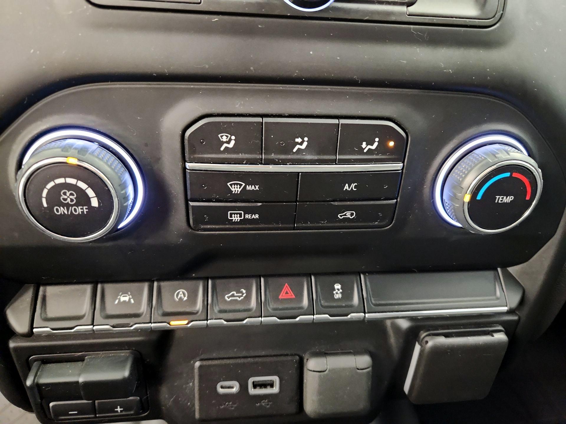 Thumbnail: 2023 Chevrolet Silverado 1500 - 16