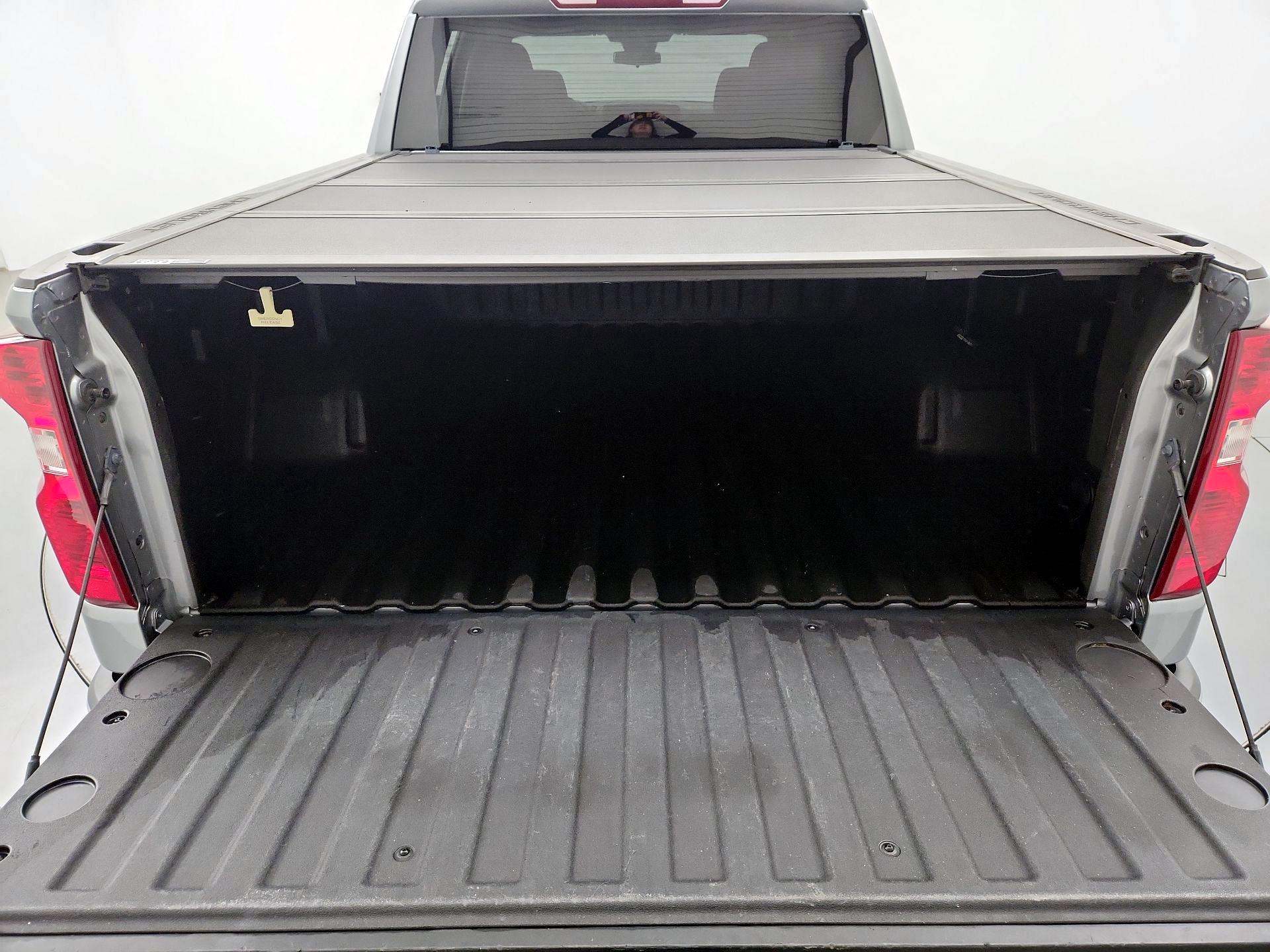 Thumbnail: 2023 Chevrolet Silverado 1500 - 20