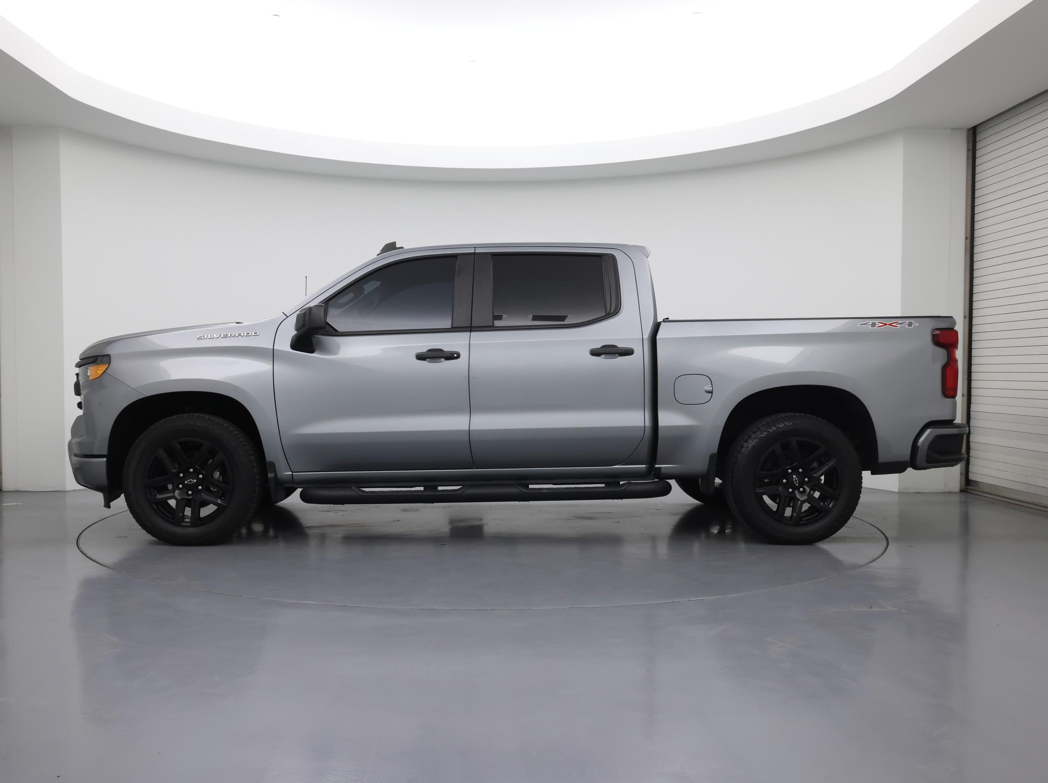 Thumbnail: 2023 Chevrolet Silverado 1500 - 3