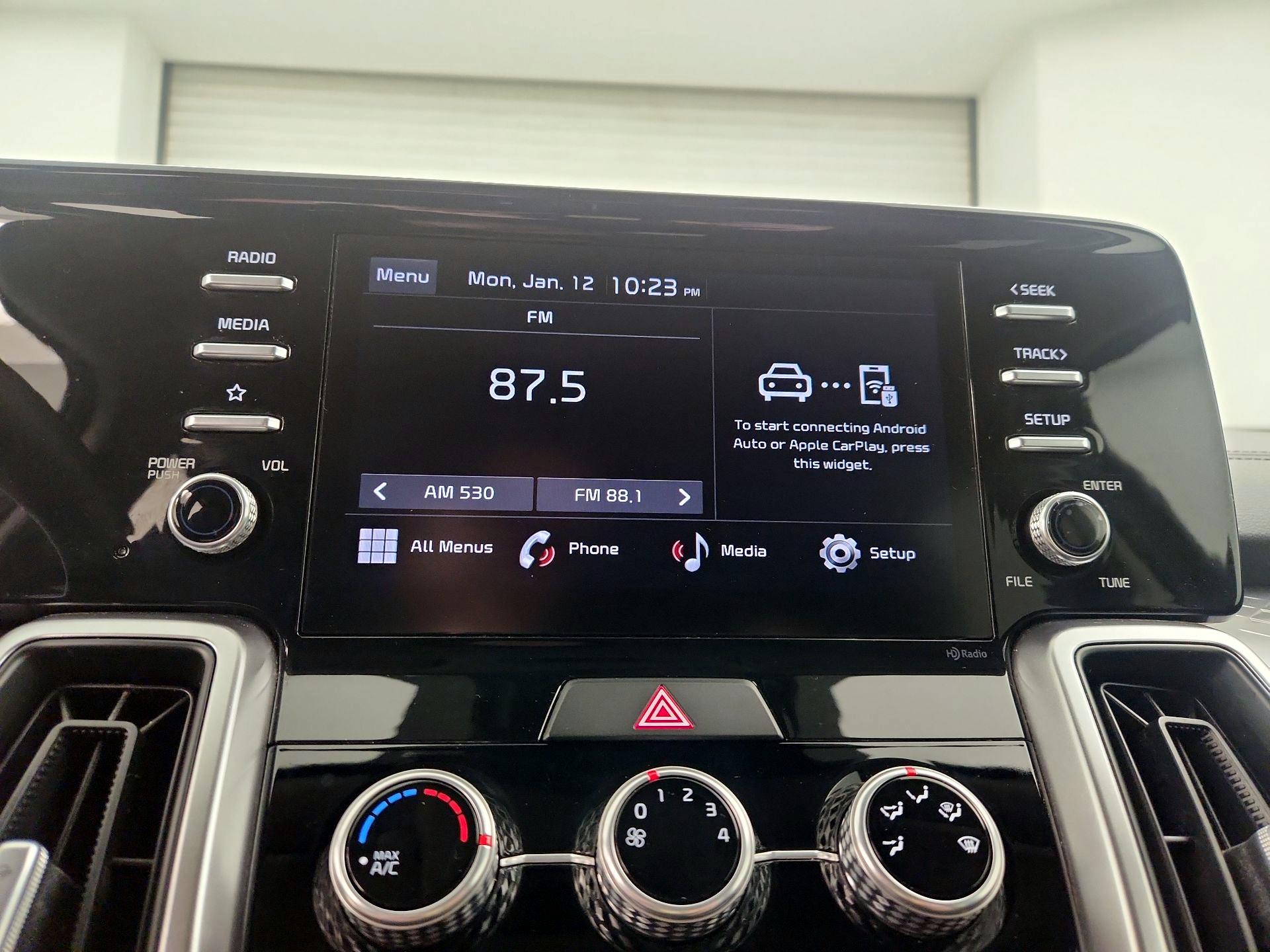 Thumbnail: 2022 Kia Sorento - 15