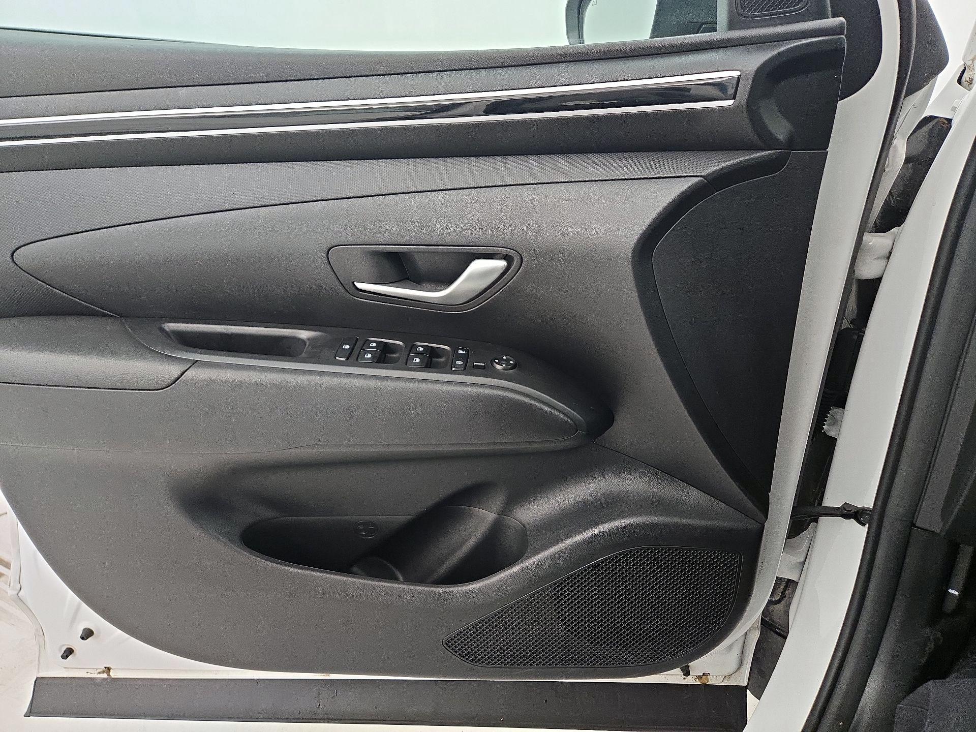 Thumbnail: 2023 Hyundai Tucson - 12