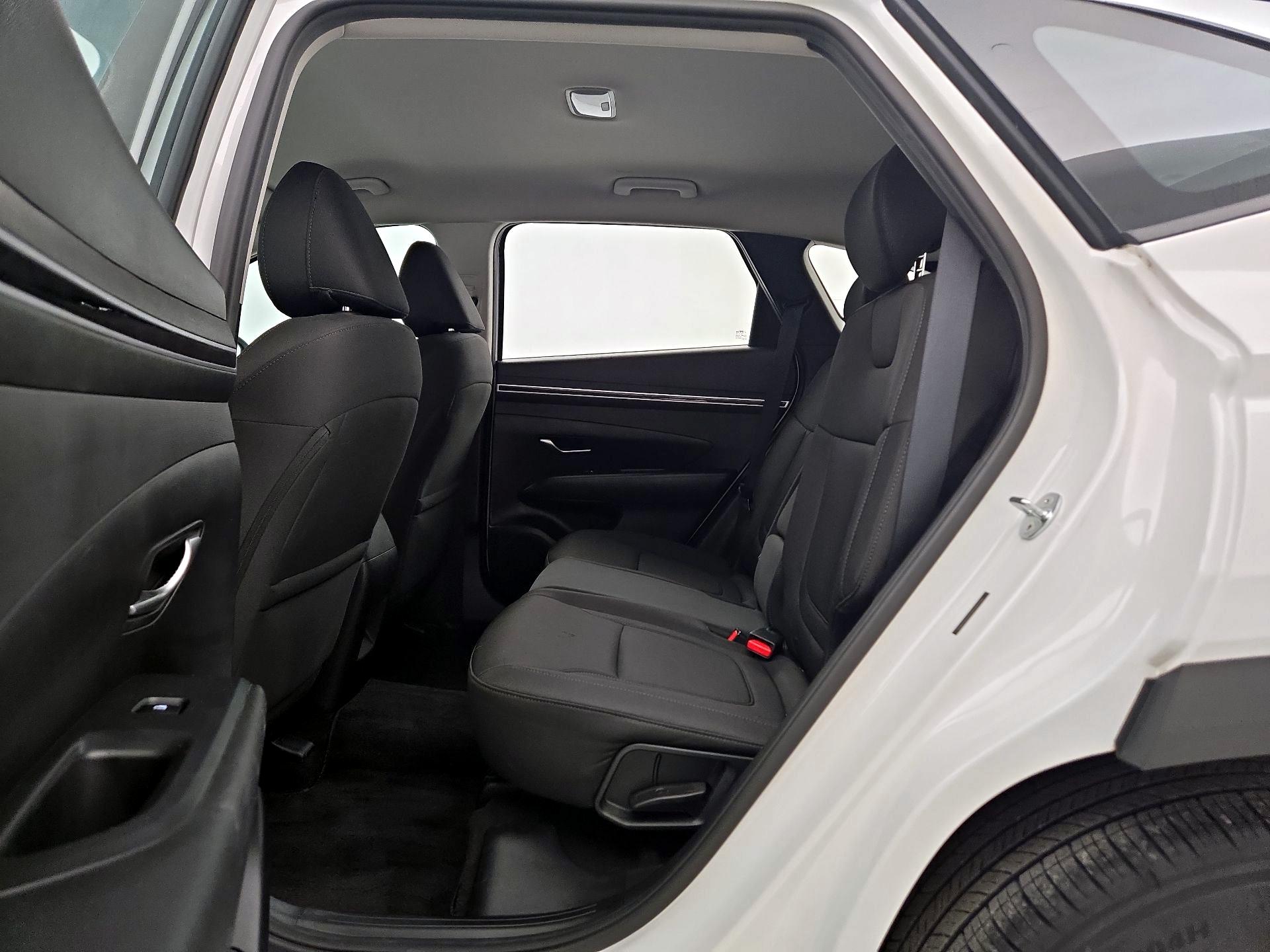 Thumbnail: 2023 Hyundai Tucson - 19