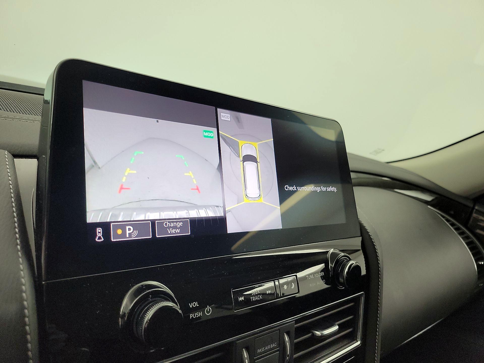 Thumbnail: 2024 INFINITI QX80 - 15