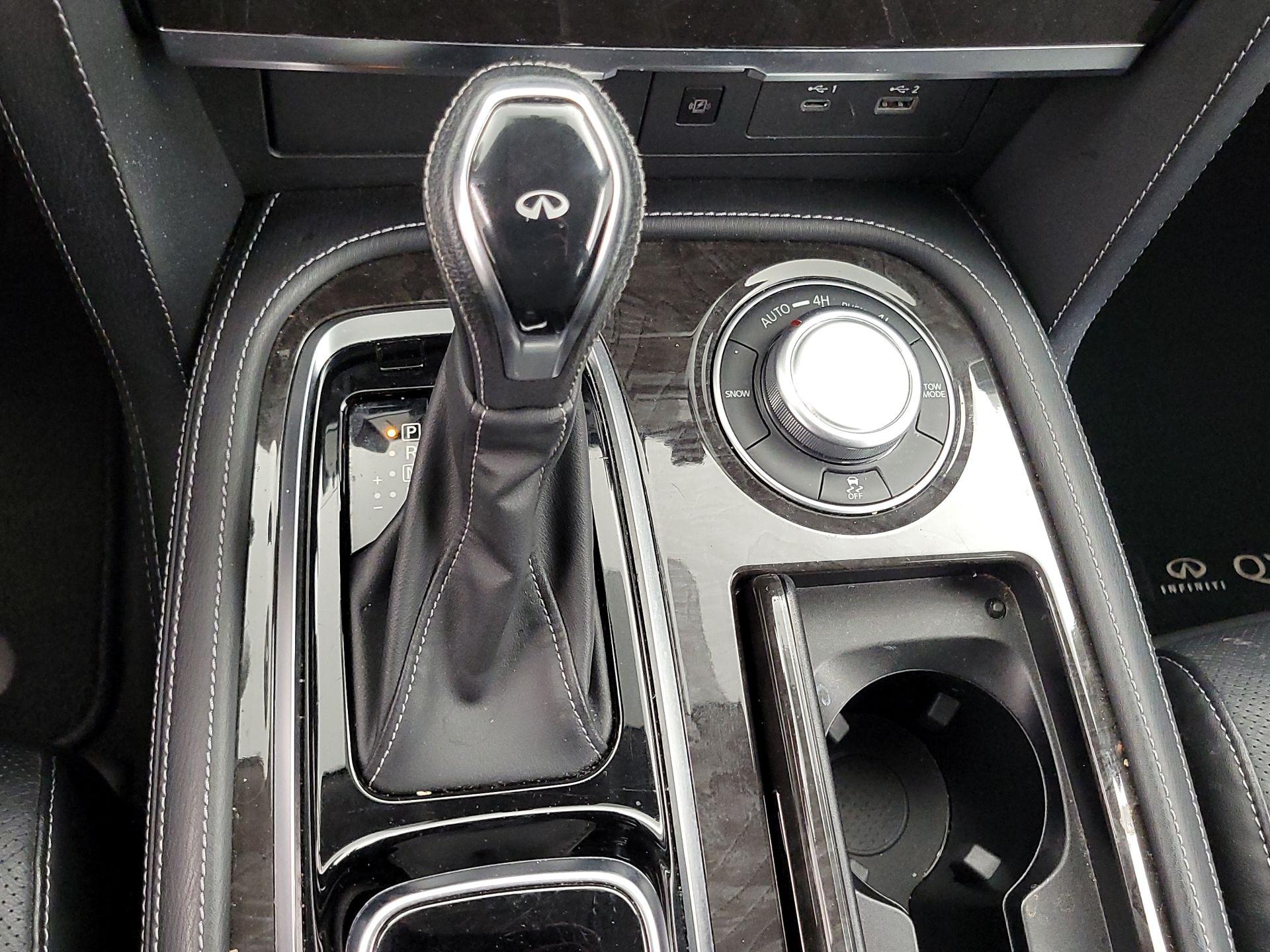 Thumbnail: 2024 INFINITI QX80 - 18