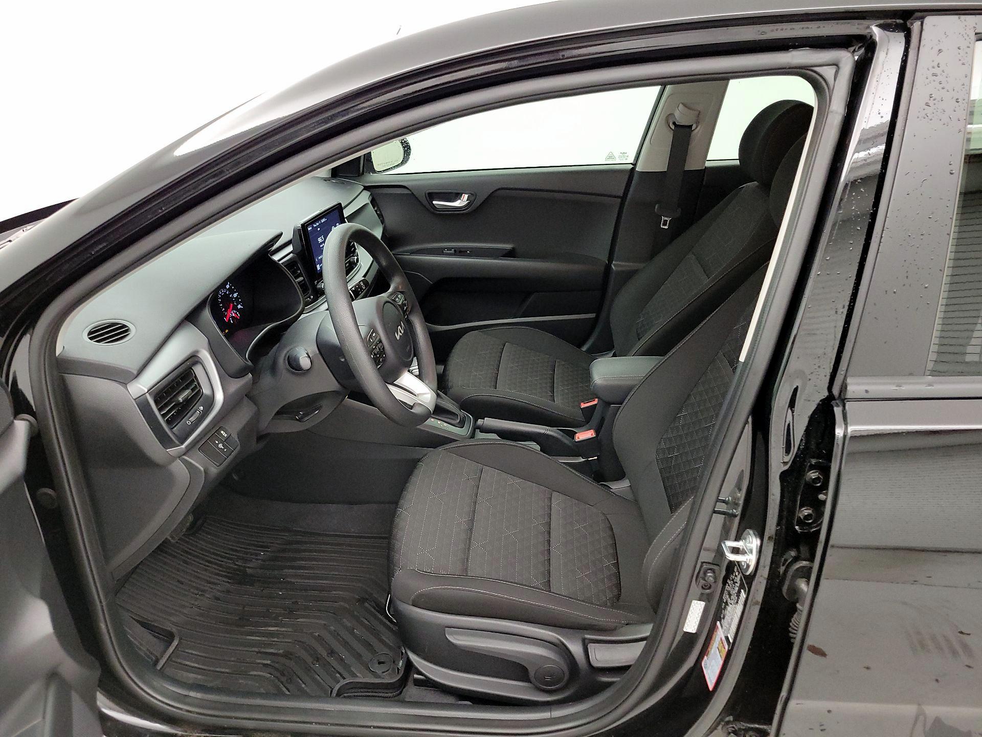 Thumbnail: 2023 Kia Rio - 11