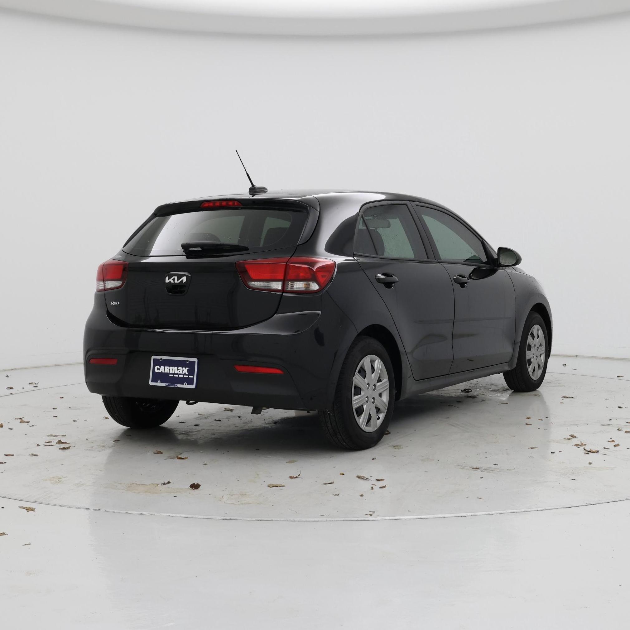 Thumbnail: 2023 Kia Rio - 8