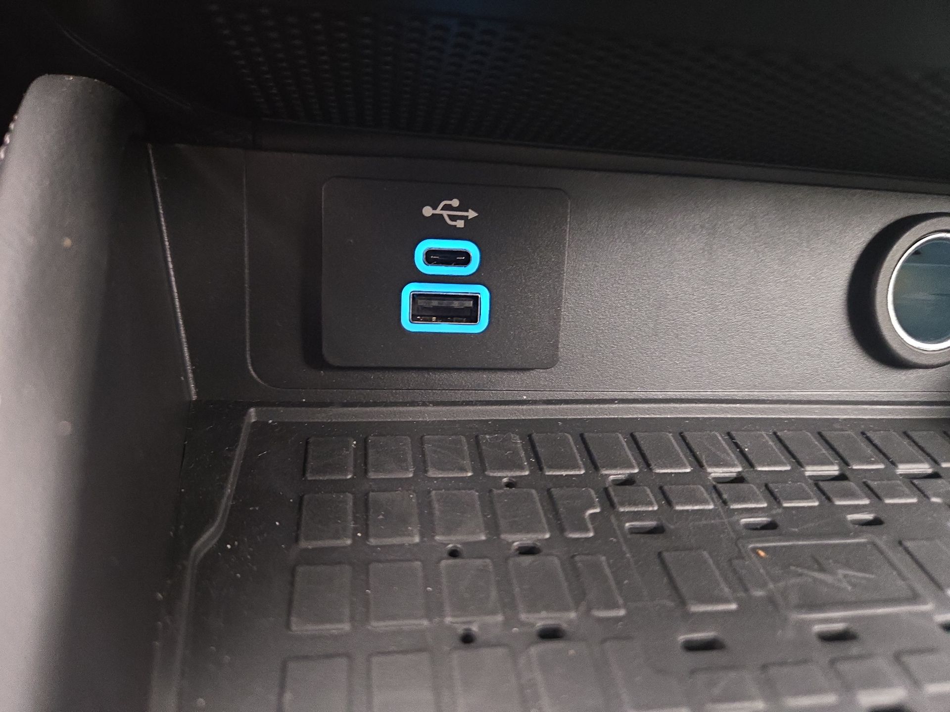 Thumbnail: 2024 Ford Mustang - 19