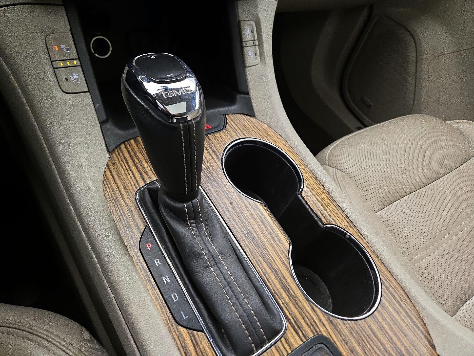 Thumbnail: 2019 GMC Acadia - 17