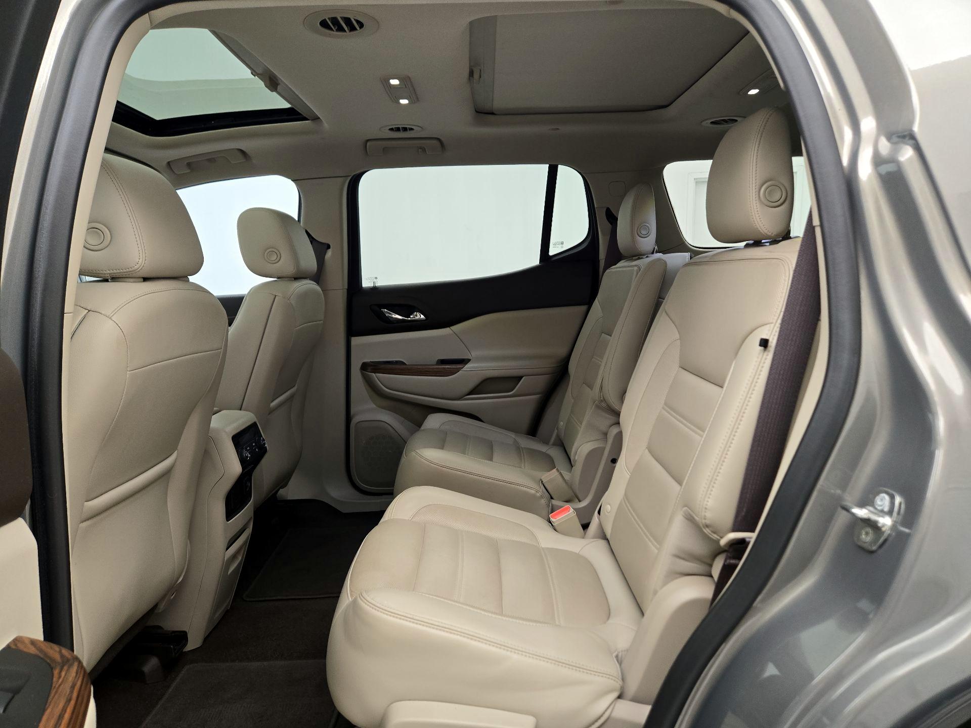 Thumbnail: 2019 GMC Acadia - 20