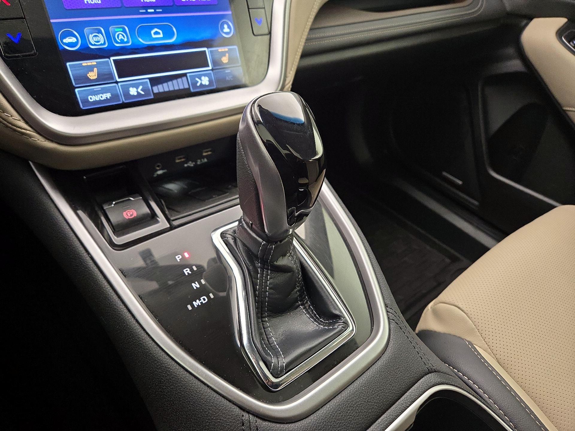 Thumbnail: 2022 Subaru Outback - 17