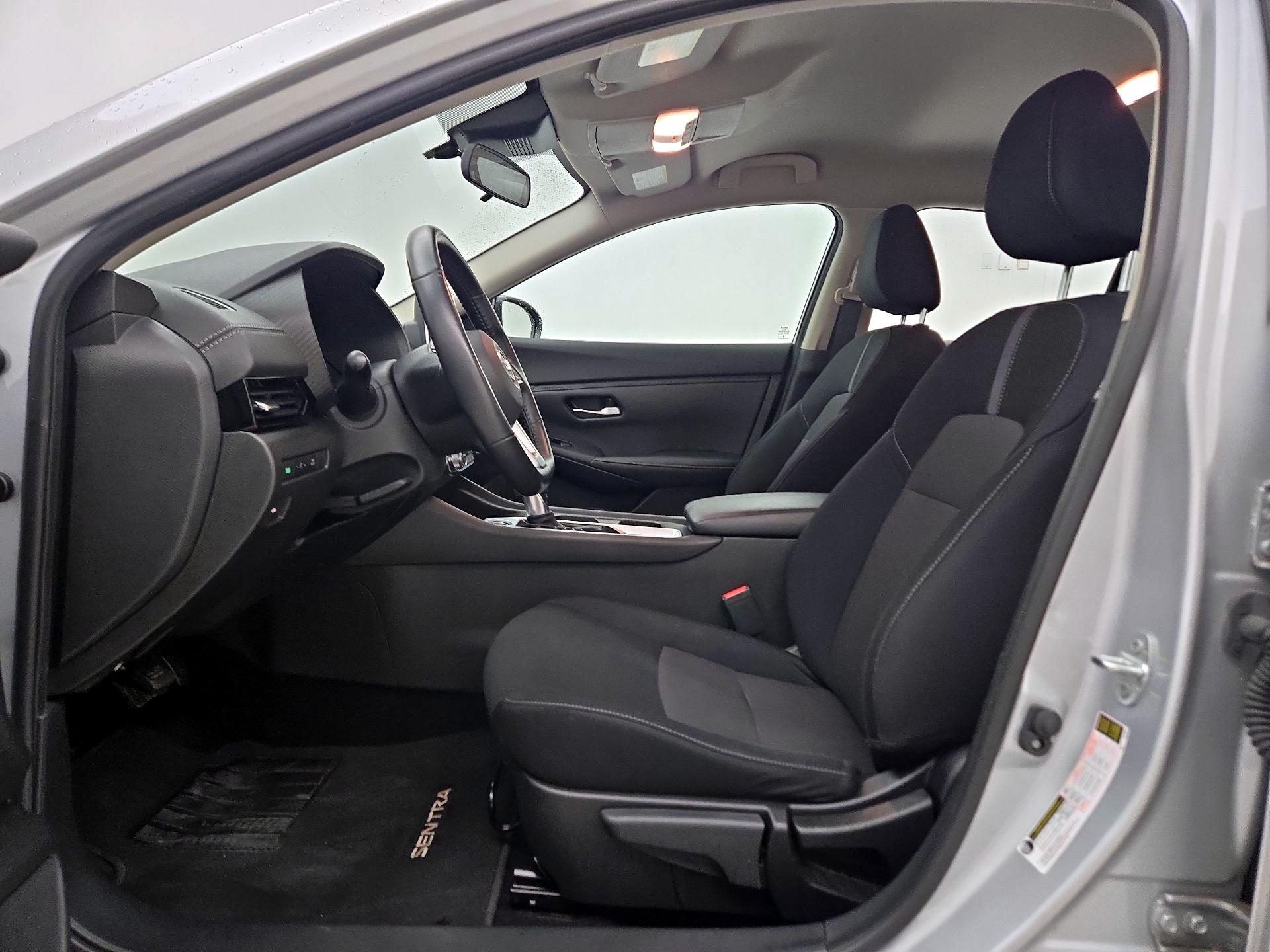 Thumbnail: 2022 Nissan Sentra - 11