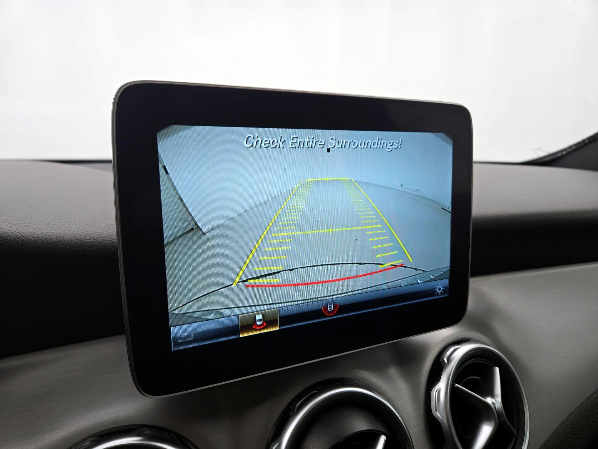 Thumbnail: 2020 Mercedes-Benz GLA - 14