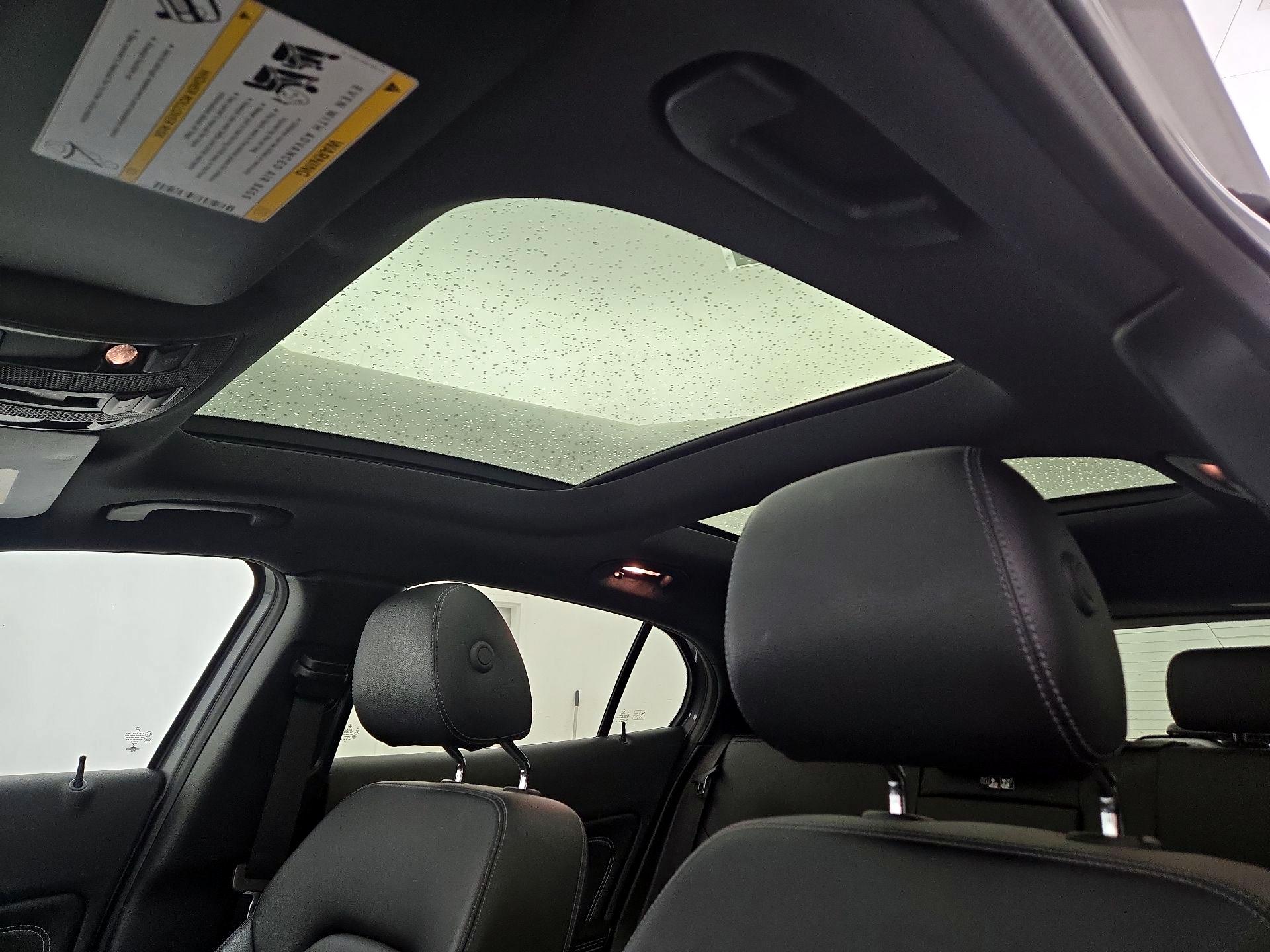 Thumbnail: 2020 Mercedes-Benz GLA - 19