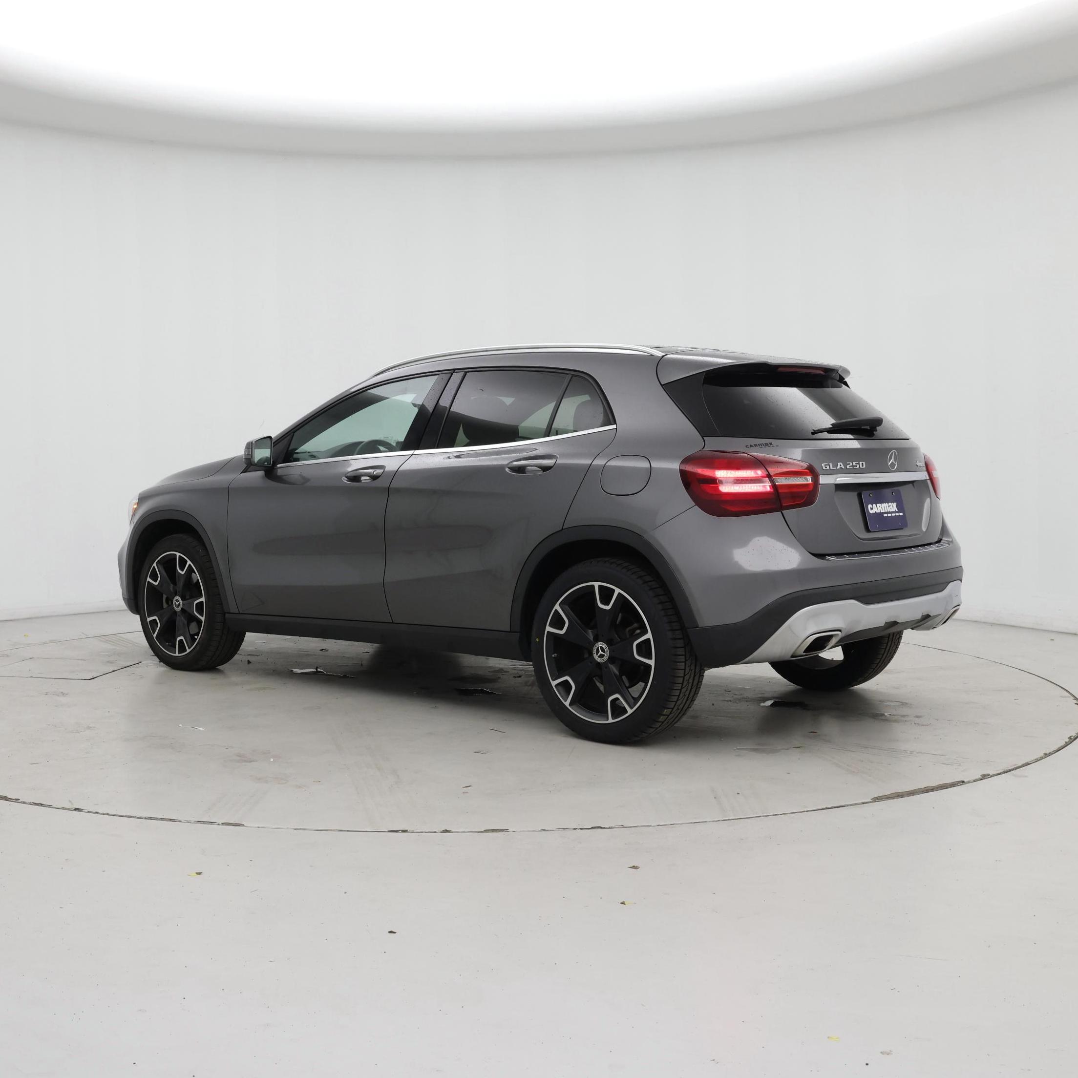 Thumbnail: 2020 Mercedes-Benz GLA - 3