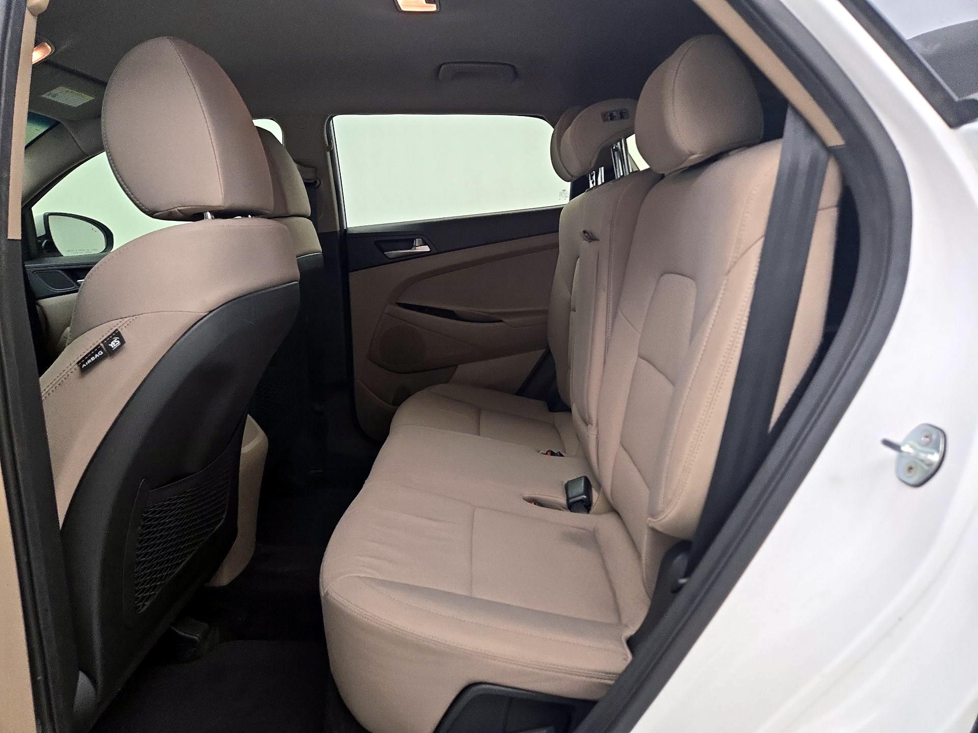 Thumbnail: 2020 Hyundai Tucson - 19