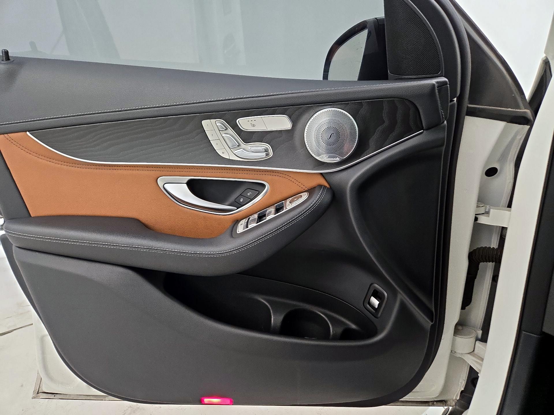 Thumbnail: 2017 Mercedes-Benz GLC - 12