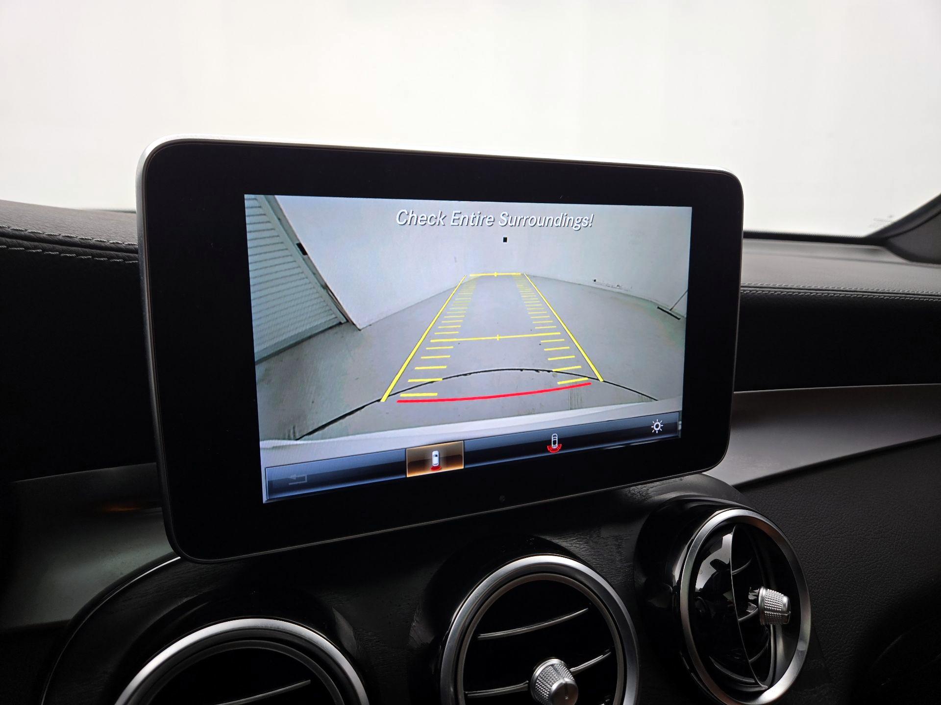 Thumbnail: 2017 Mercedes-Benz GLC - 15