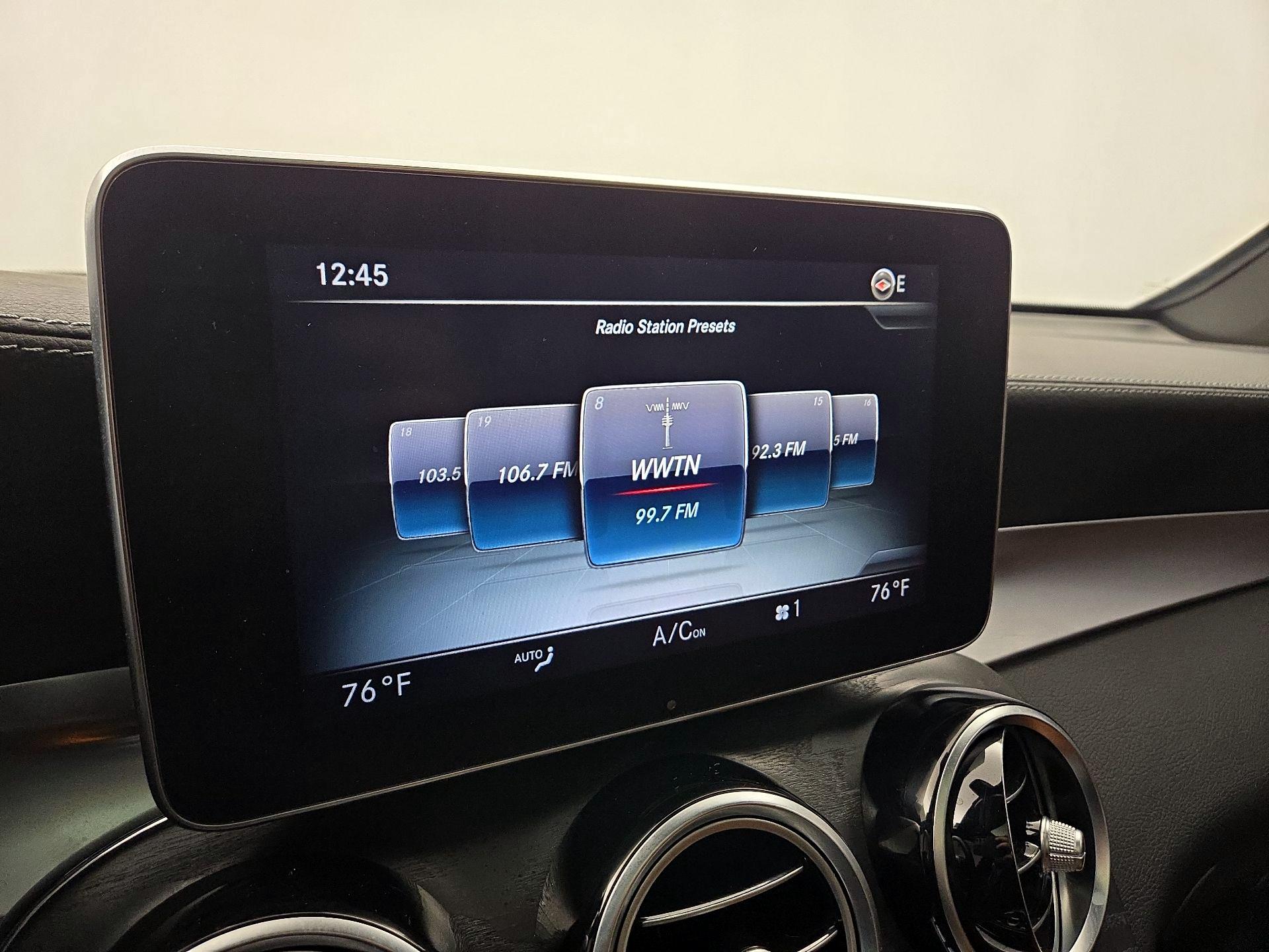 Thumbnail: 2017 Mercedes-Benz GLC - 16