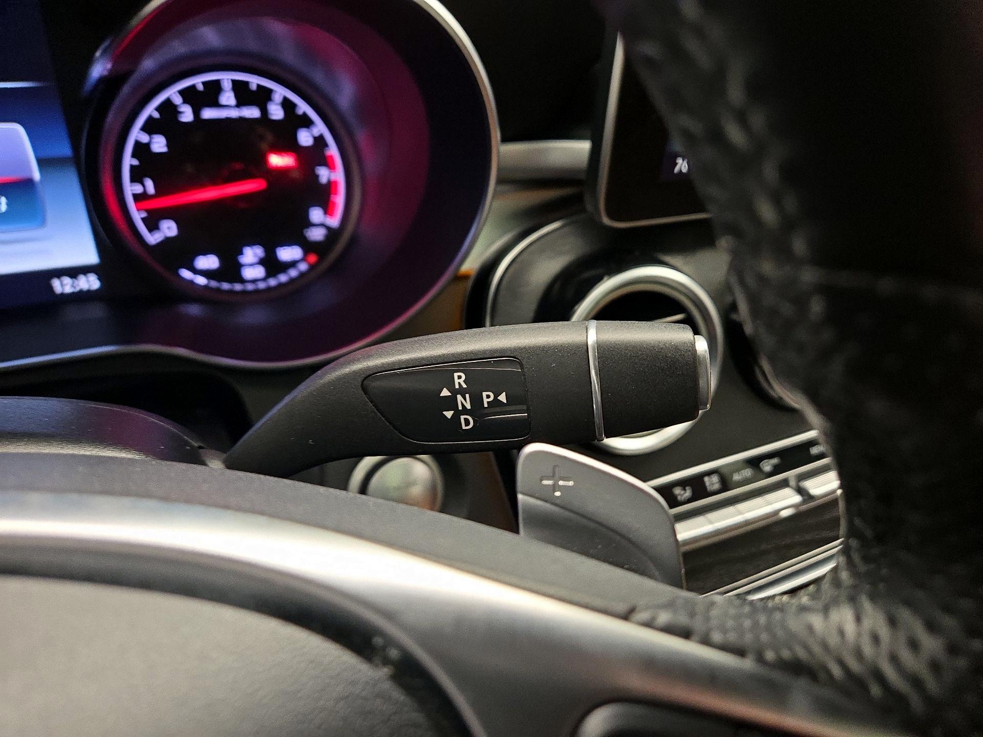 Thumbnail: 2017 Mercedes-Benz GLC - 18