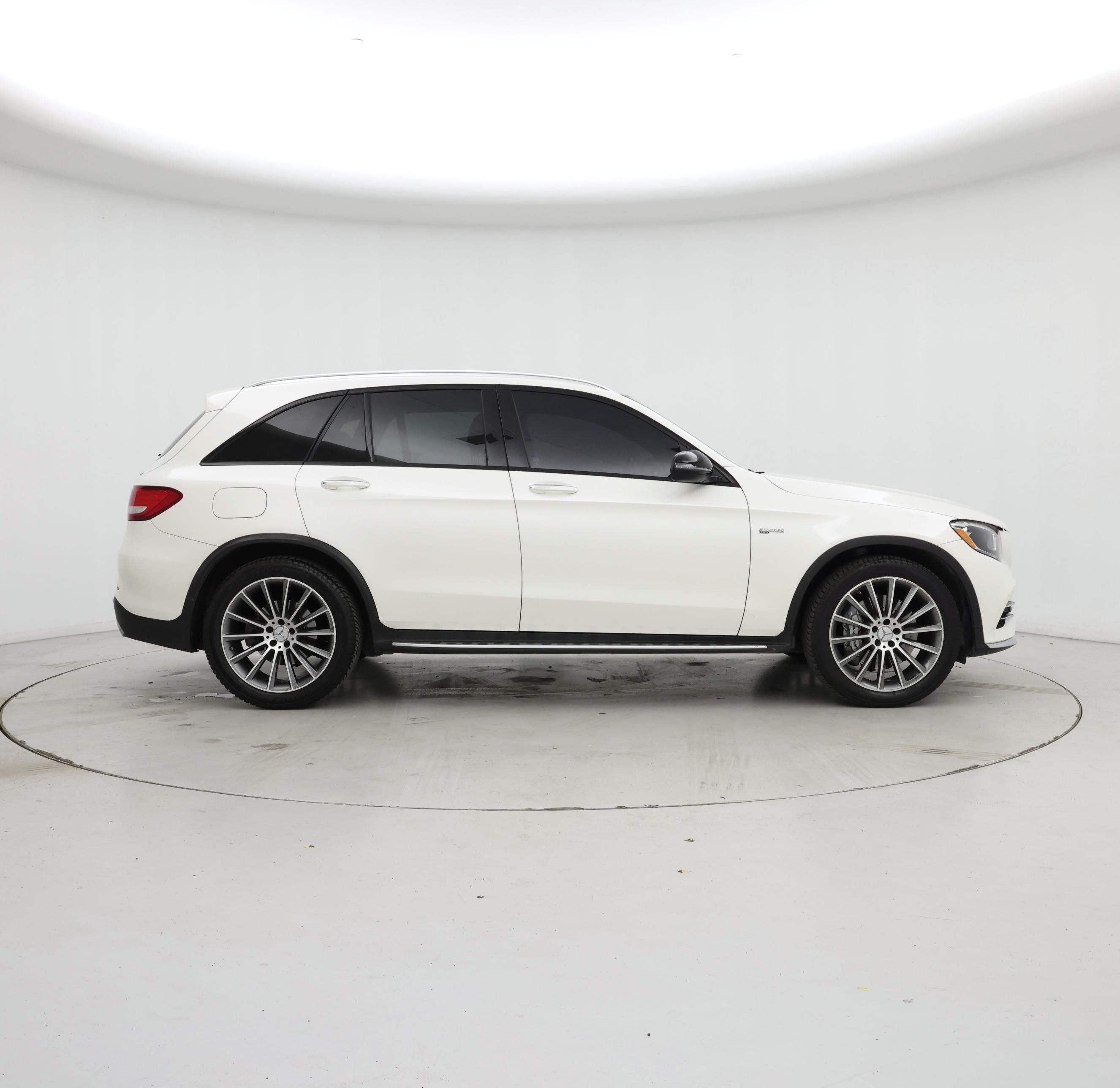 Thumbnail: 2017 Mercedes-Benz GLC - 7