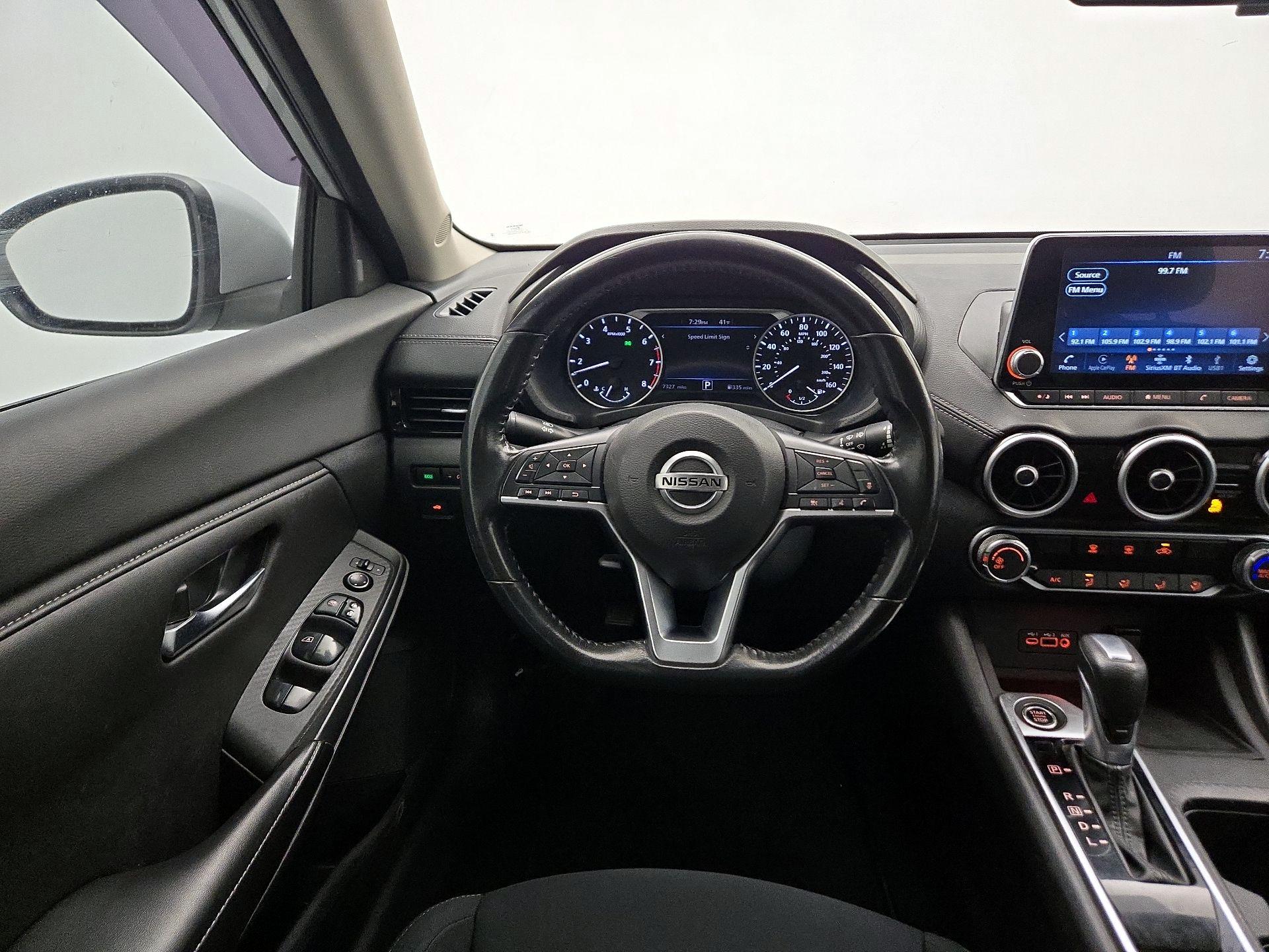 Thumbnail: 2022 Nissan Sentra - 10