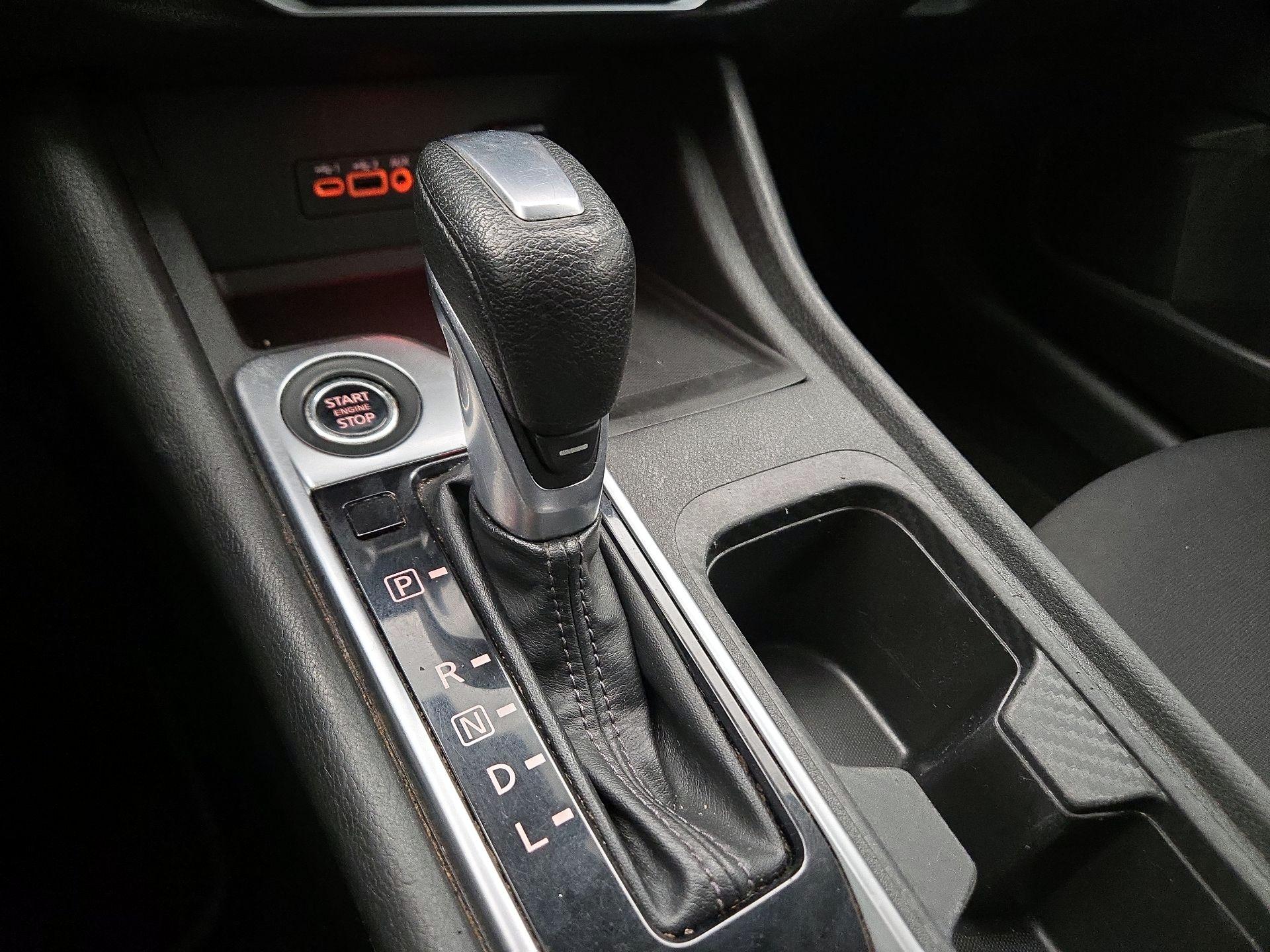 Thumbnail: 2022 Nissan Sentra - 17